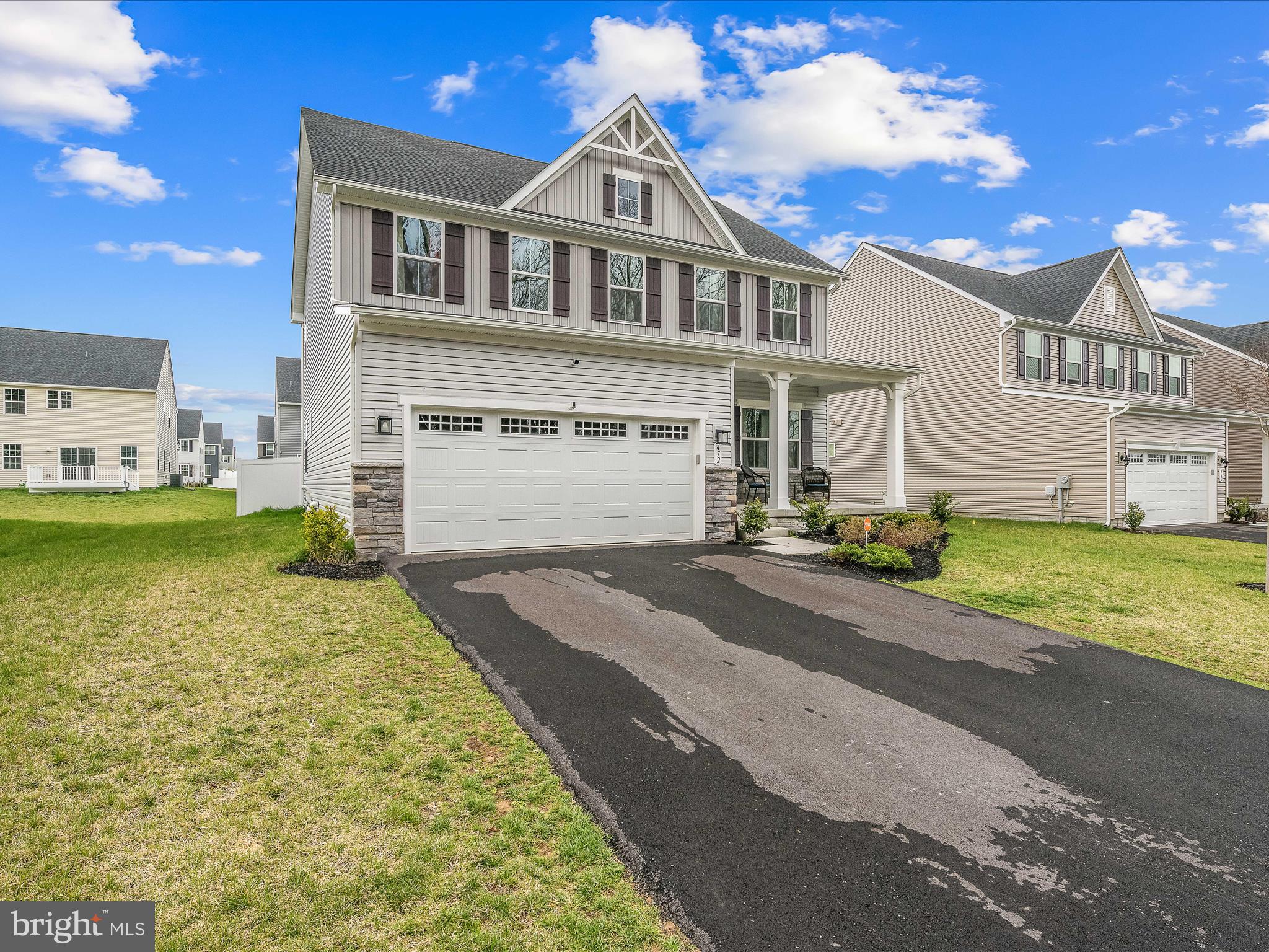 THE LAKES AT MARTINSBURG - Residential