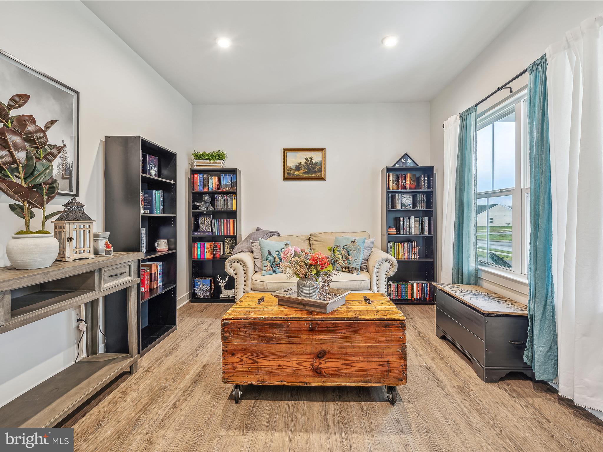 THE LAKES AT MARTINSBURG - Residential