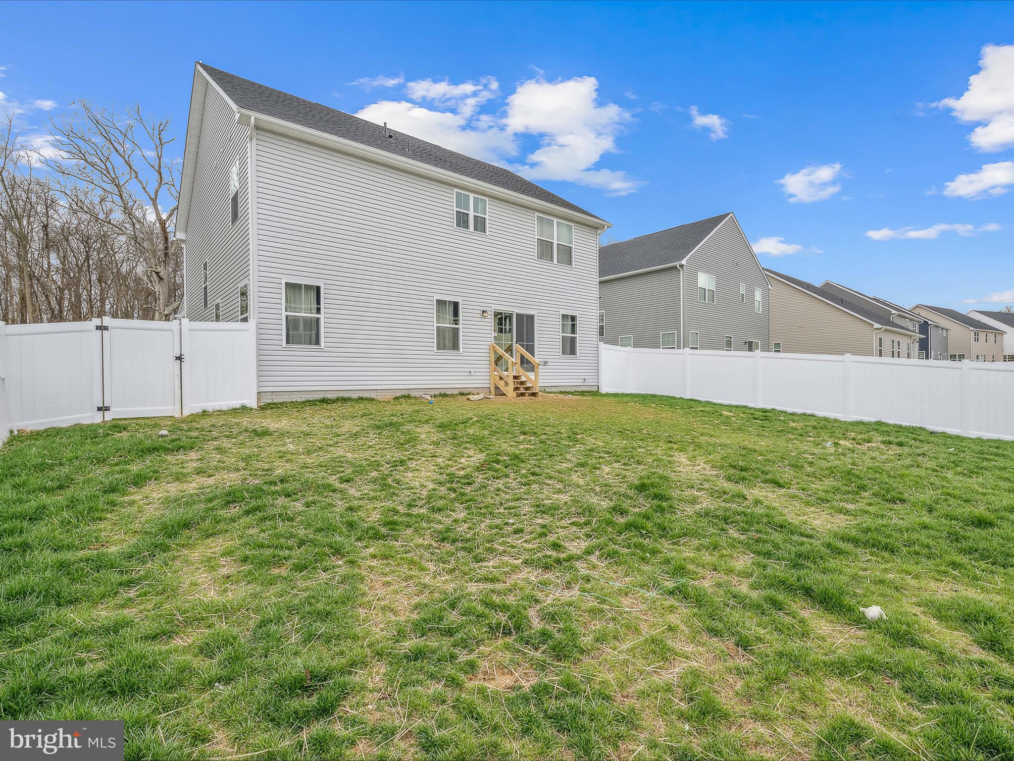 THE LAKES AT MARTINSBURG - Residential