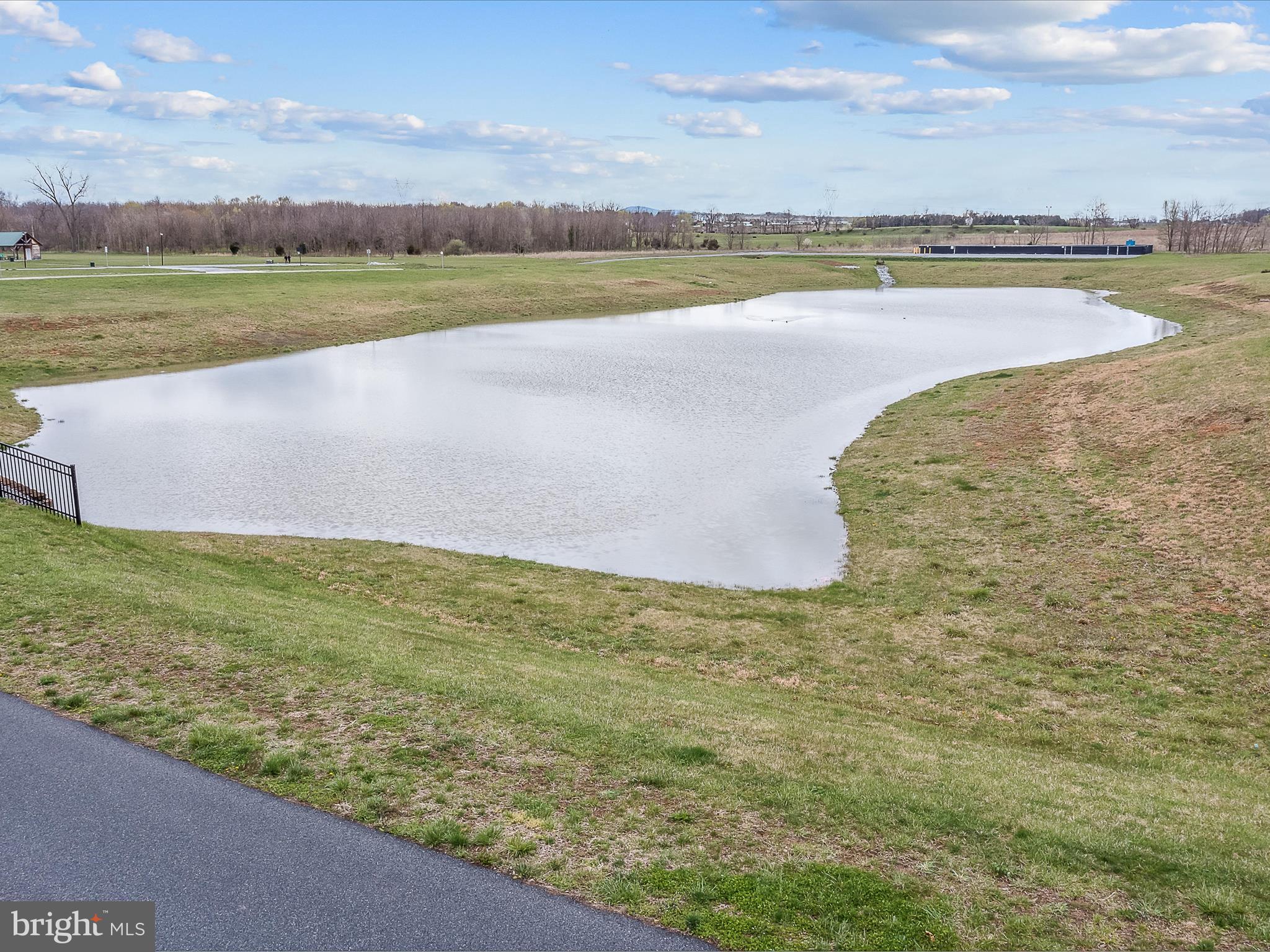 THE LAKES AT MARTINSBURG - Residential