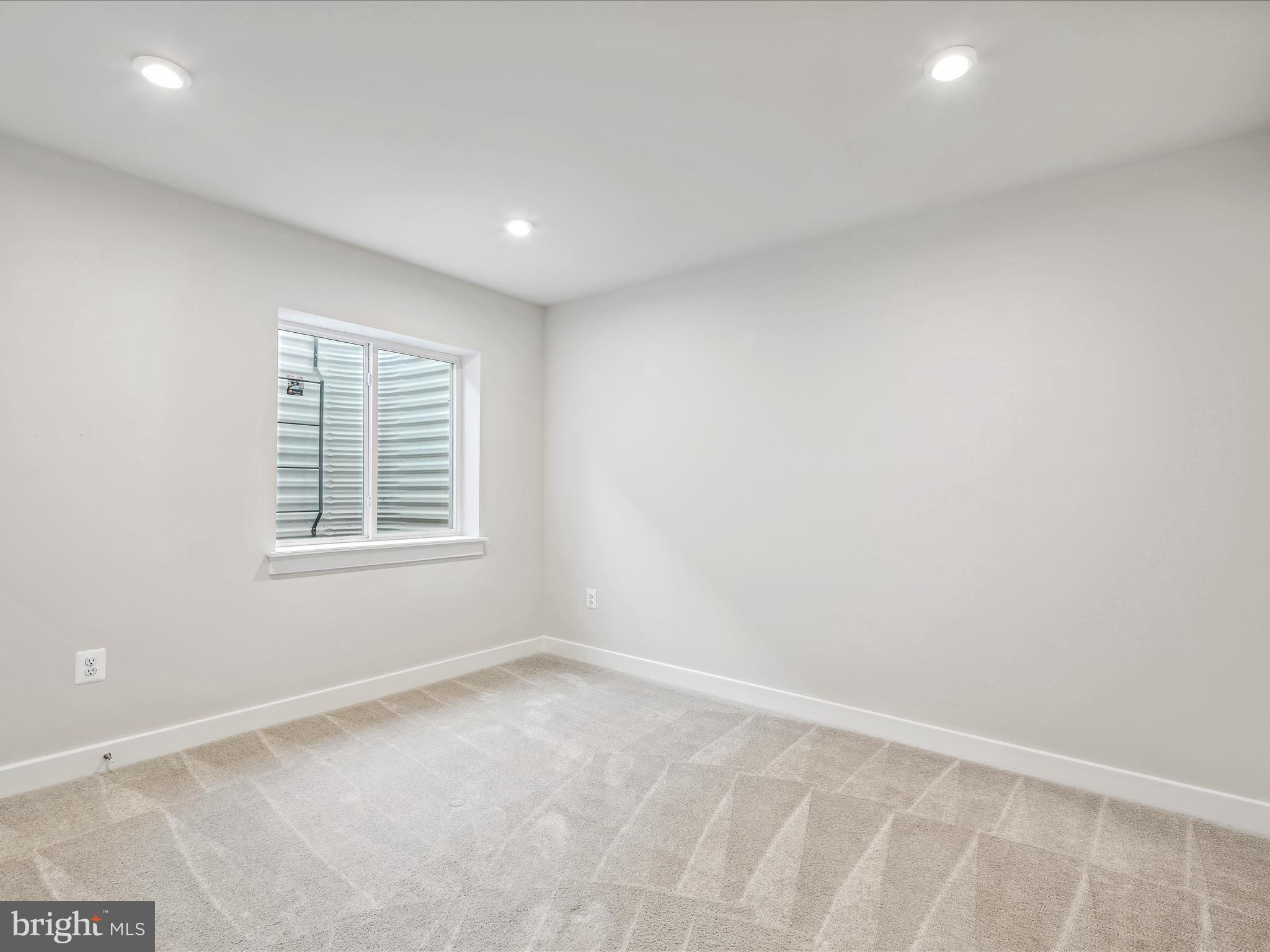 THE LAKES AT MARTINSBURG - Residential