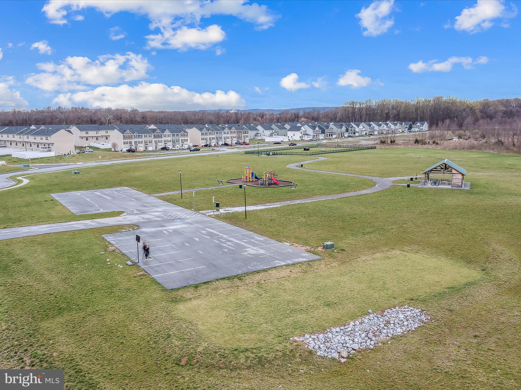 THE LAKES AT MARTINSBURG - Residential