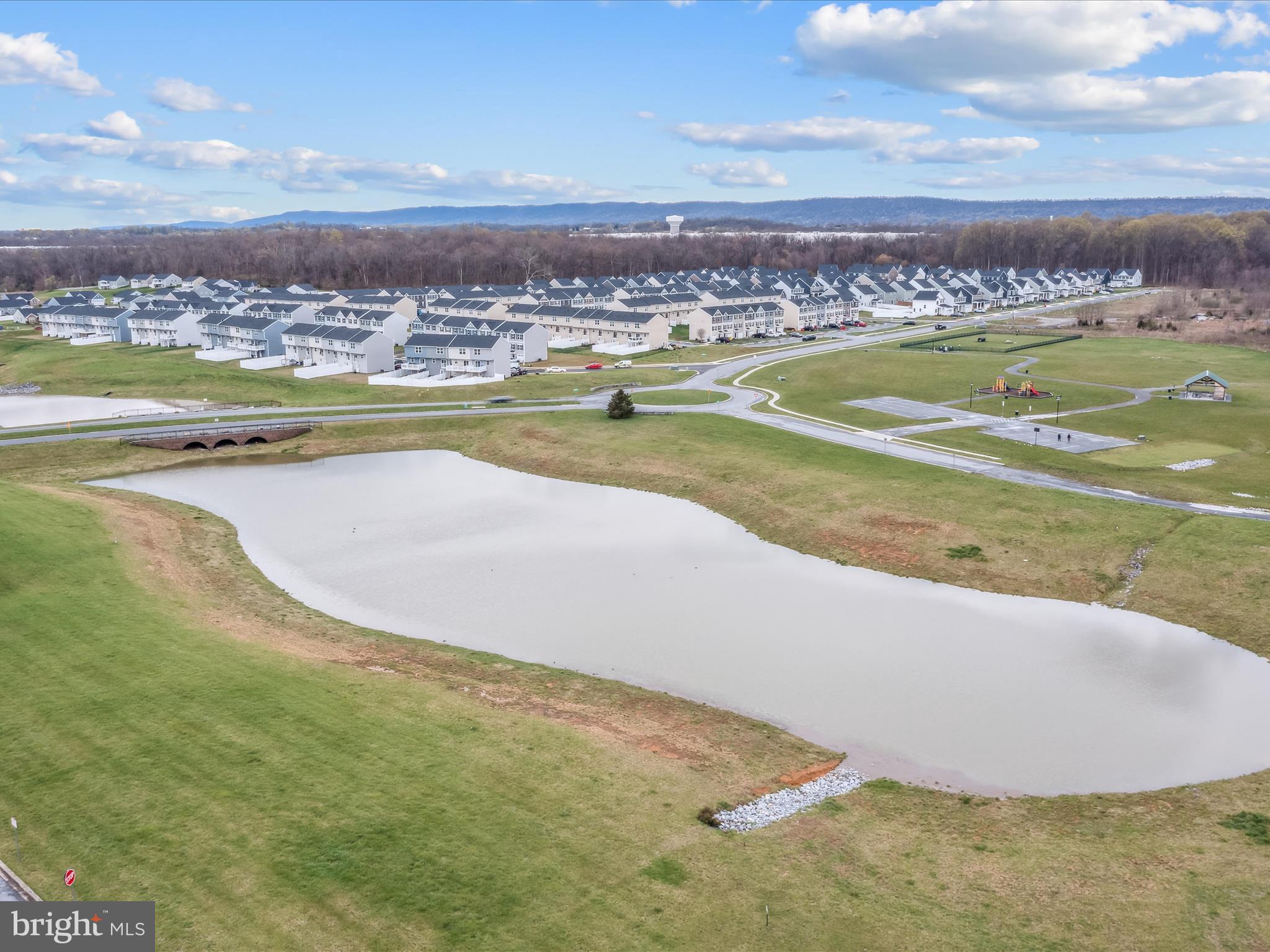 THE LAKES AT MARTINSBURG - Residential
