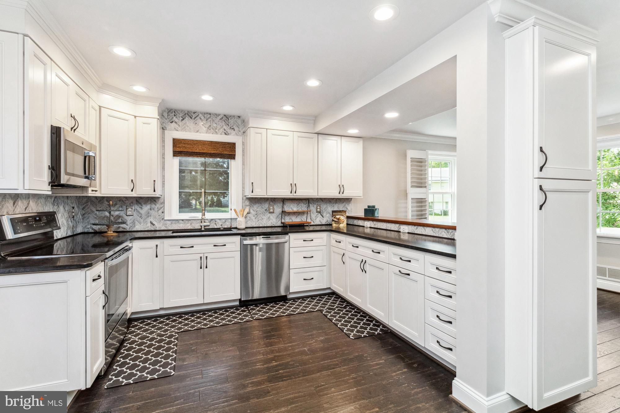 THORNLEIGH - Residential