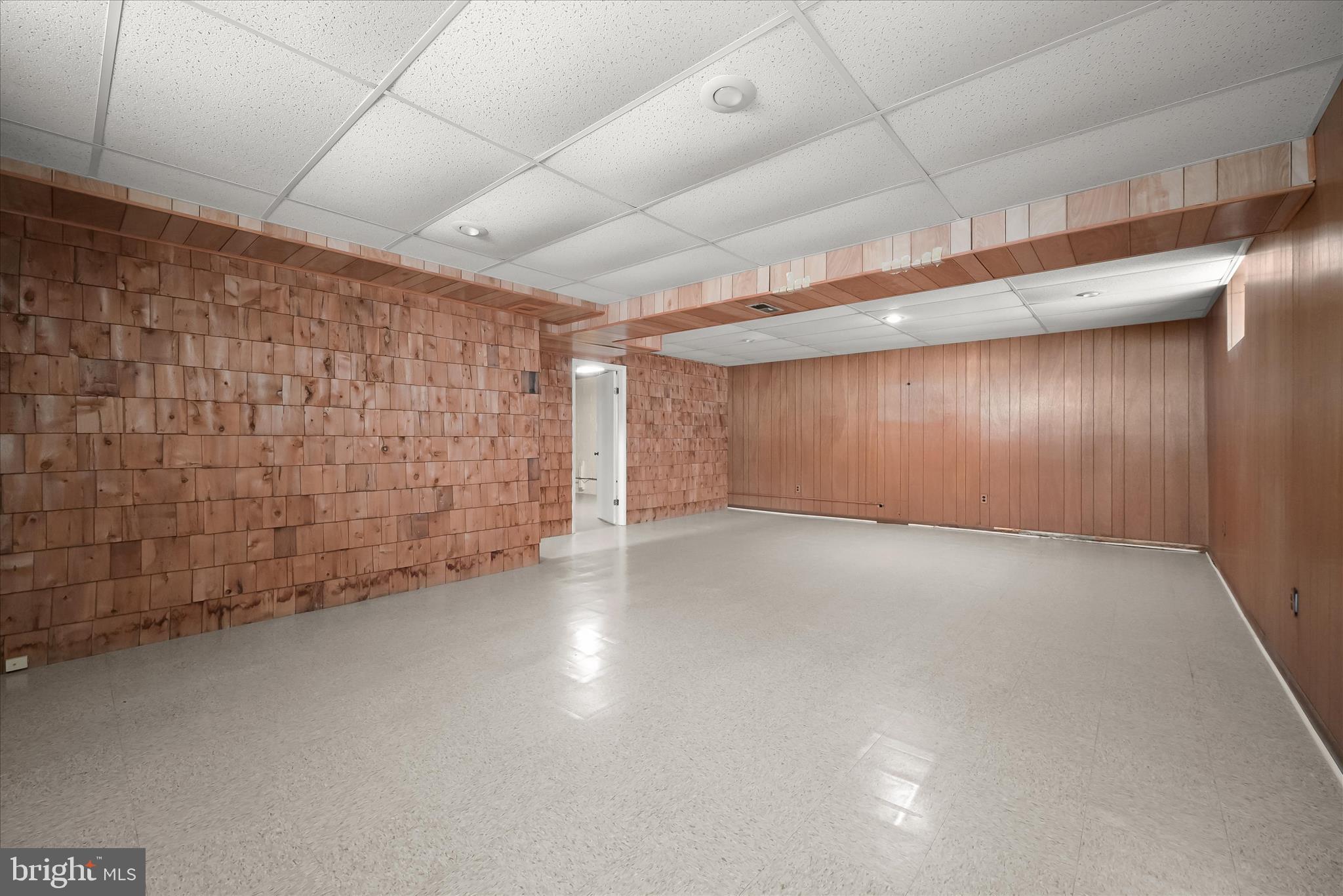 OAK SPRINGS - Residential