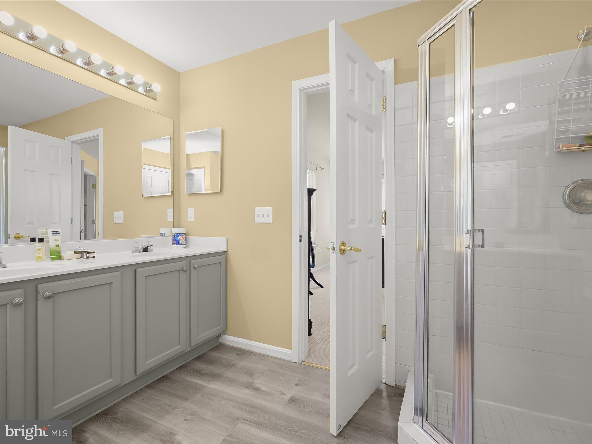 GLENN ESTATES - Residential