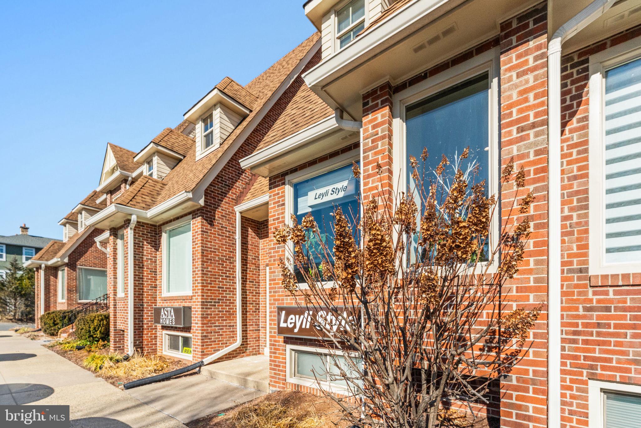 10132 COLVIN RUN ROAD H G & H