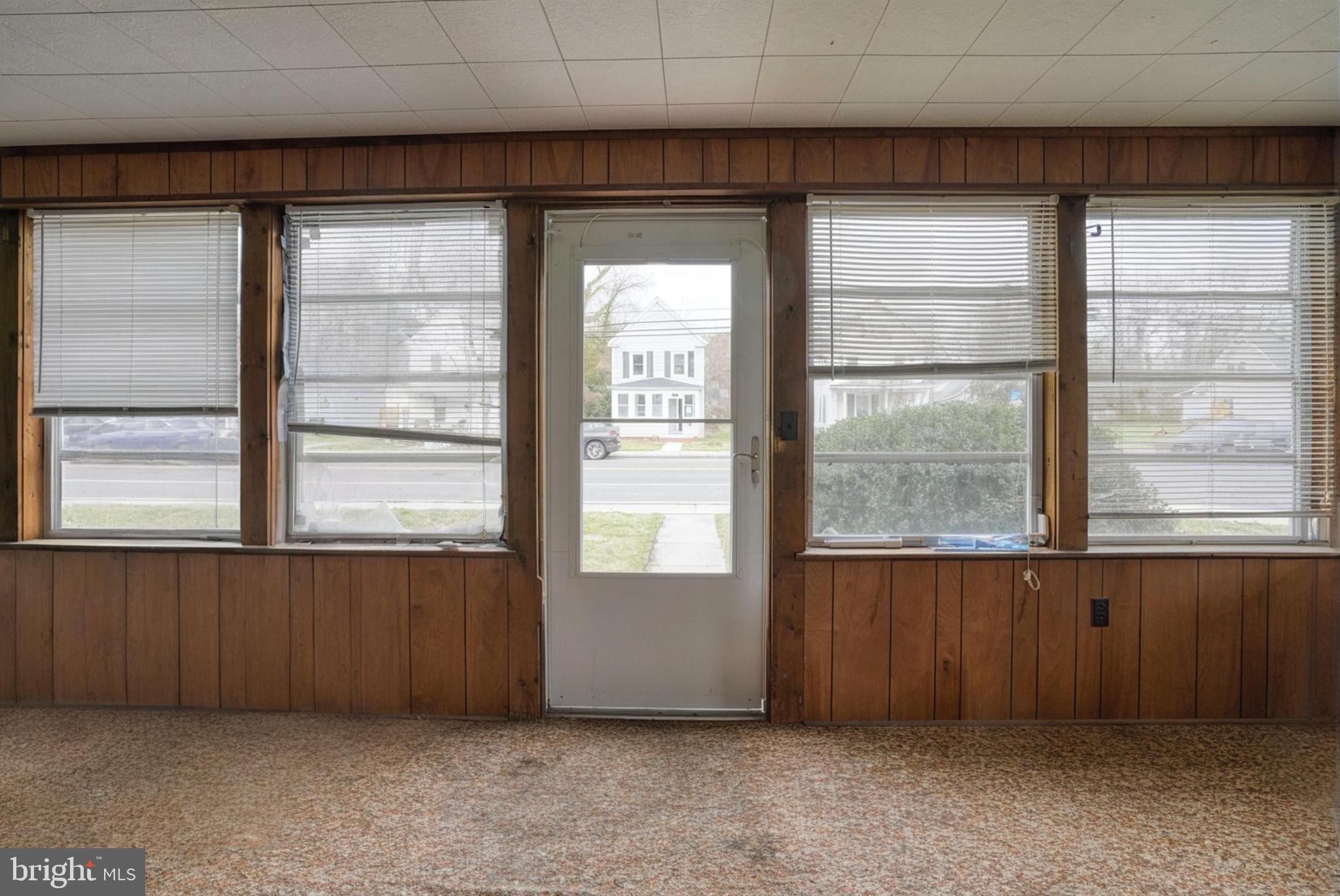 RACE STREET - Residential