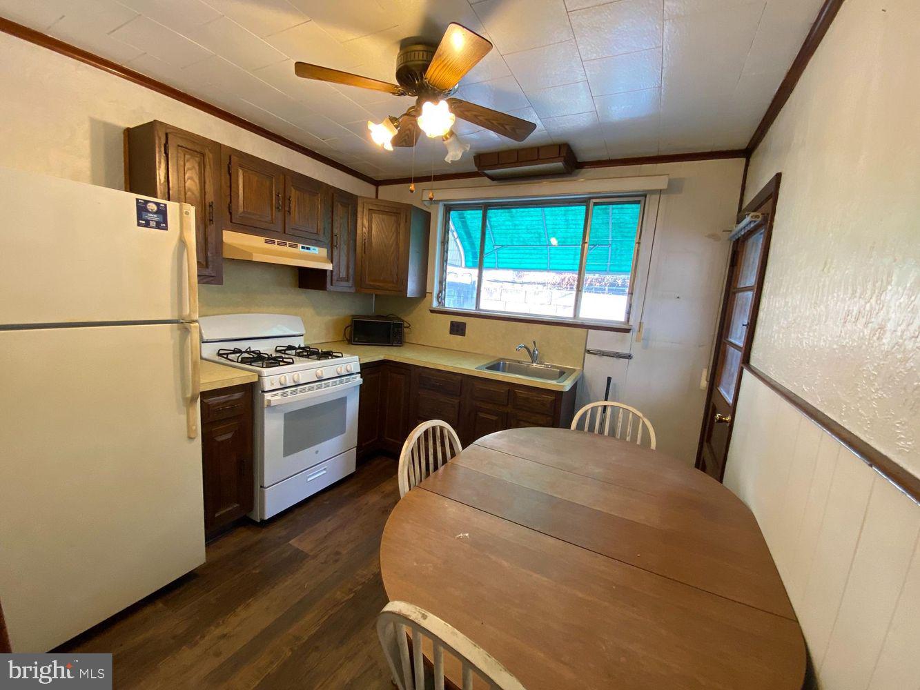 NEWBOLD - Residential Lease