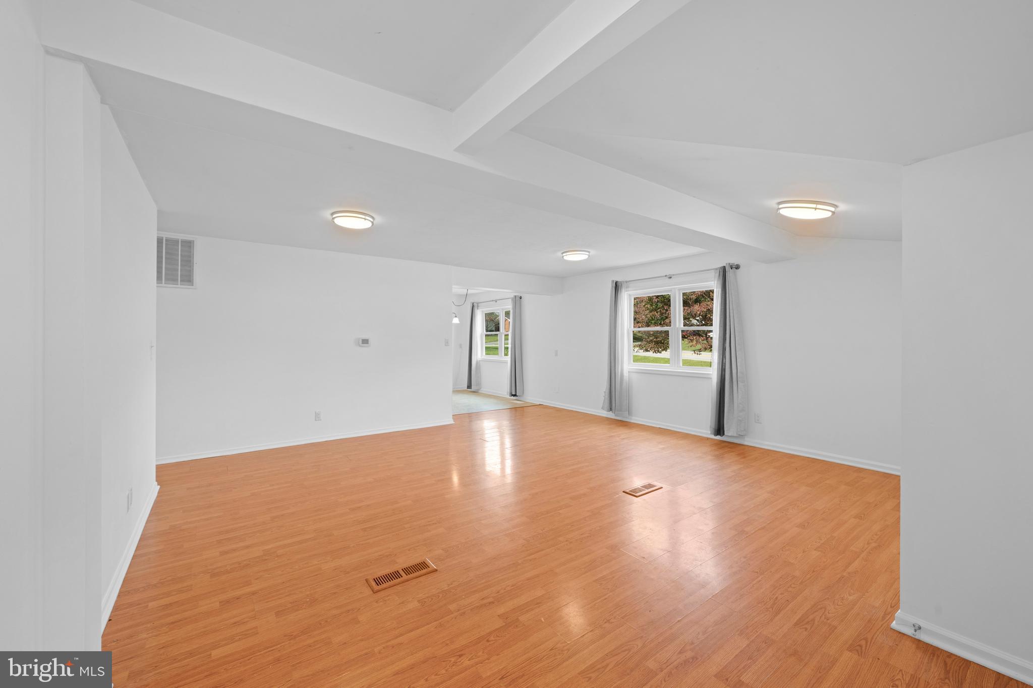 SULLIVAN HEIGHTS - Residential