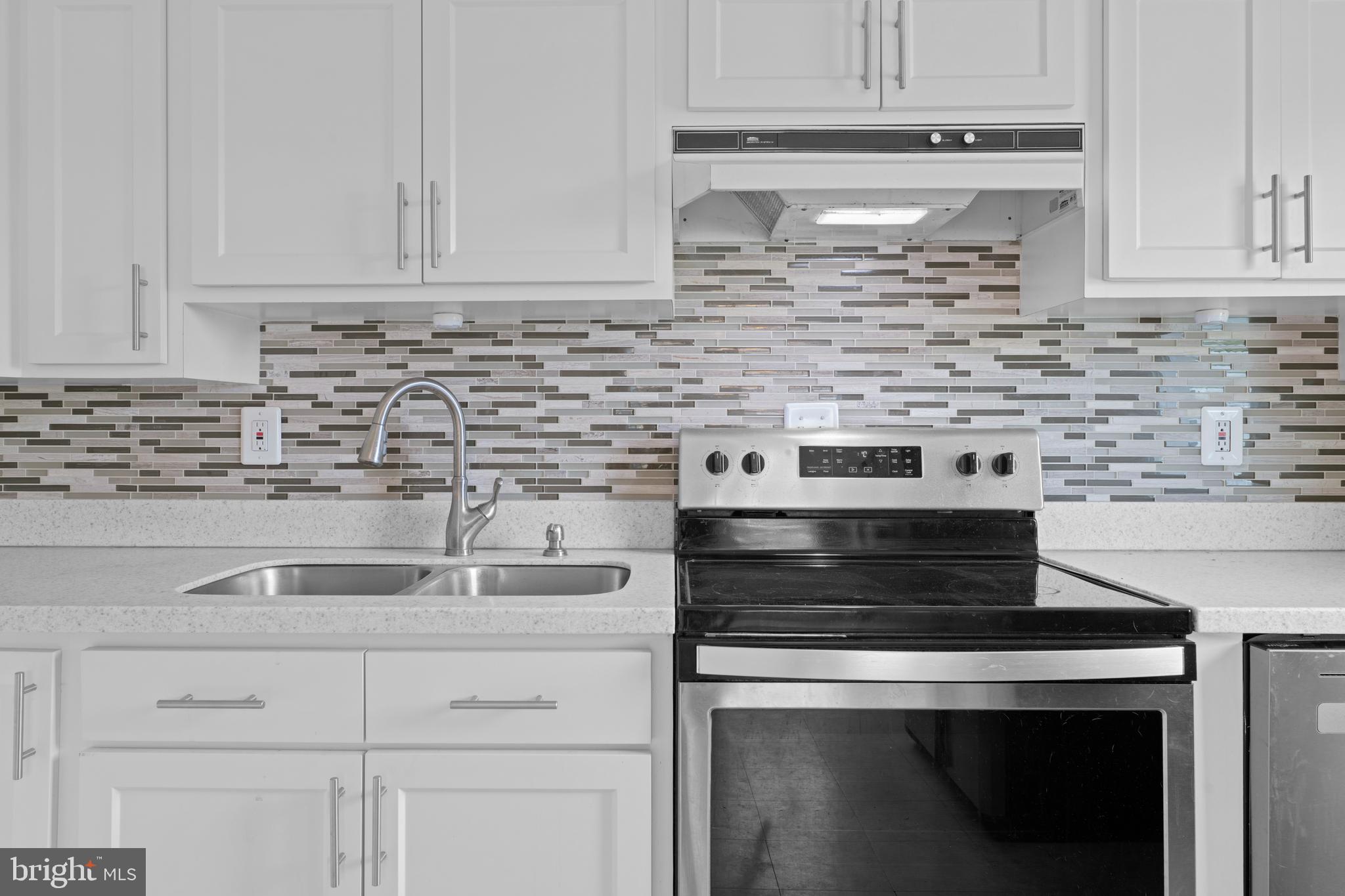 SULLIVAN HEIGHTS - Residential