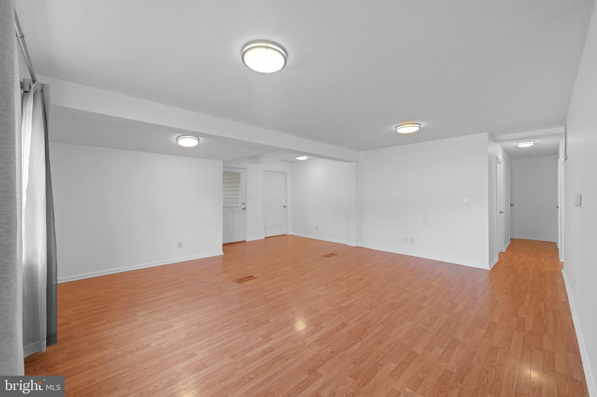 SULLIVAN HEIGHTS - Residential