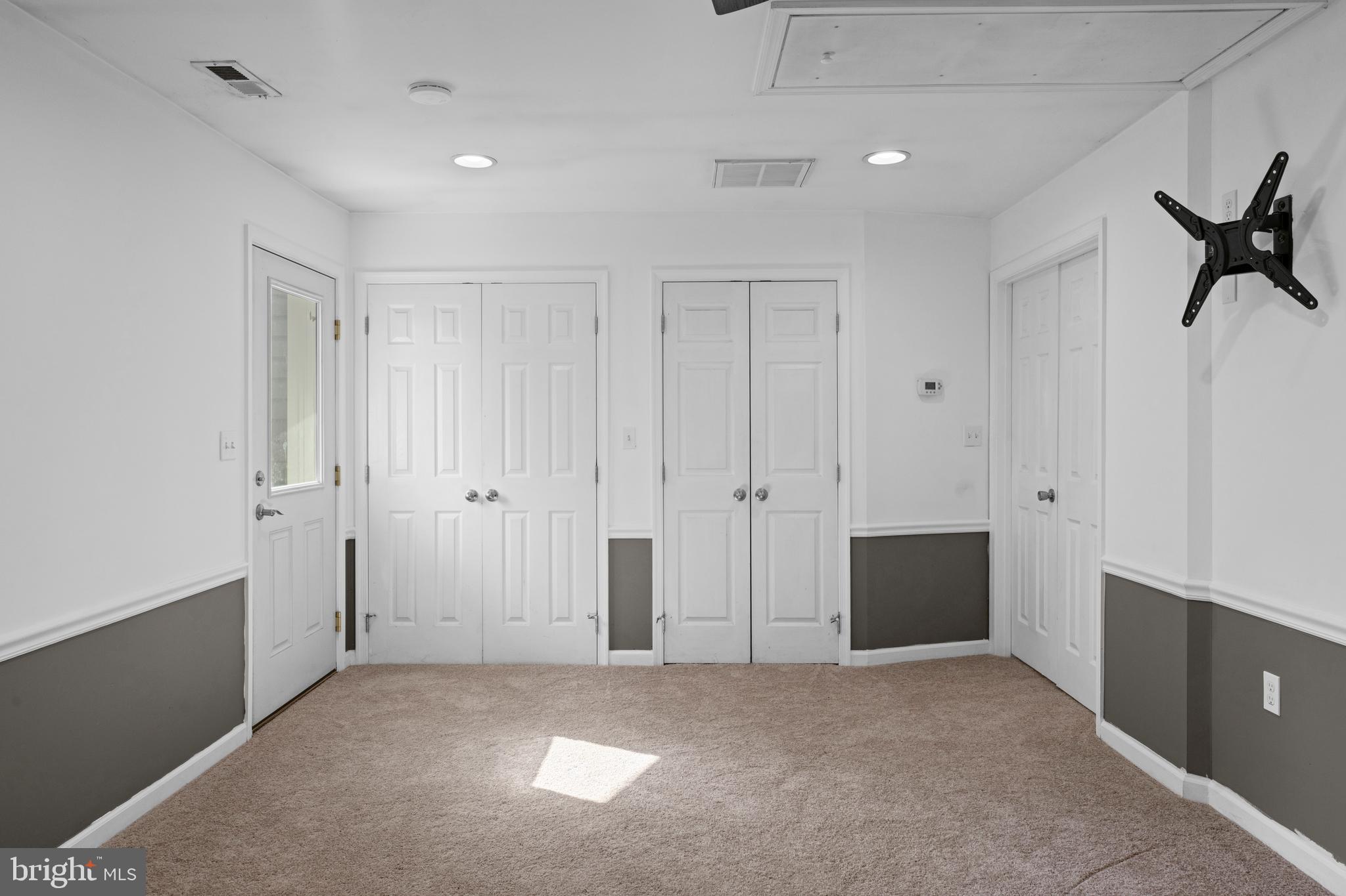 SULLIVAN HEIGHTS - Residential