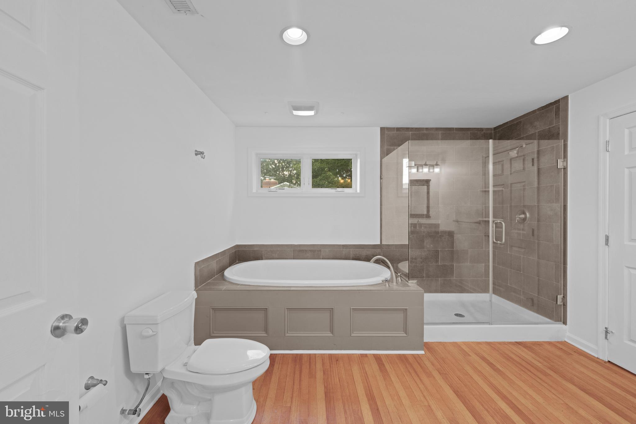 SULLIVAN HEIGHTS - Residential