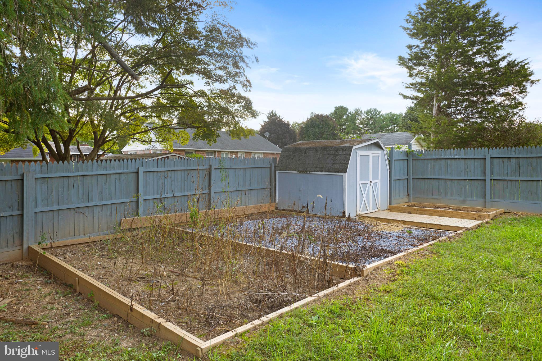 SULLIVAN HEIGHTS - Residential