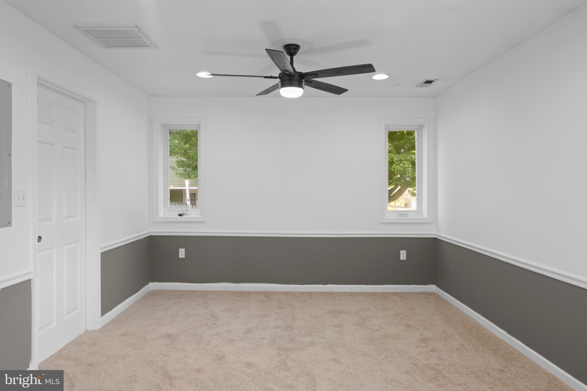 SULLIVAN HEIGHTS - Residential