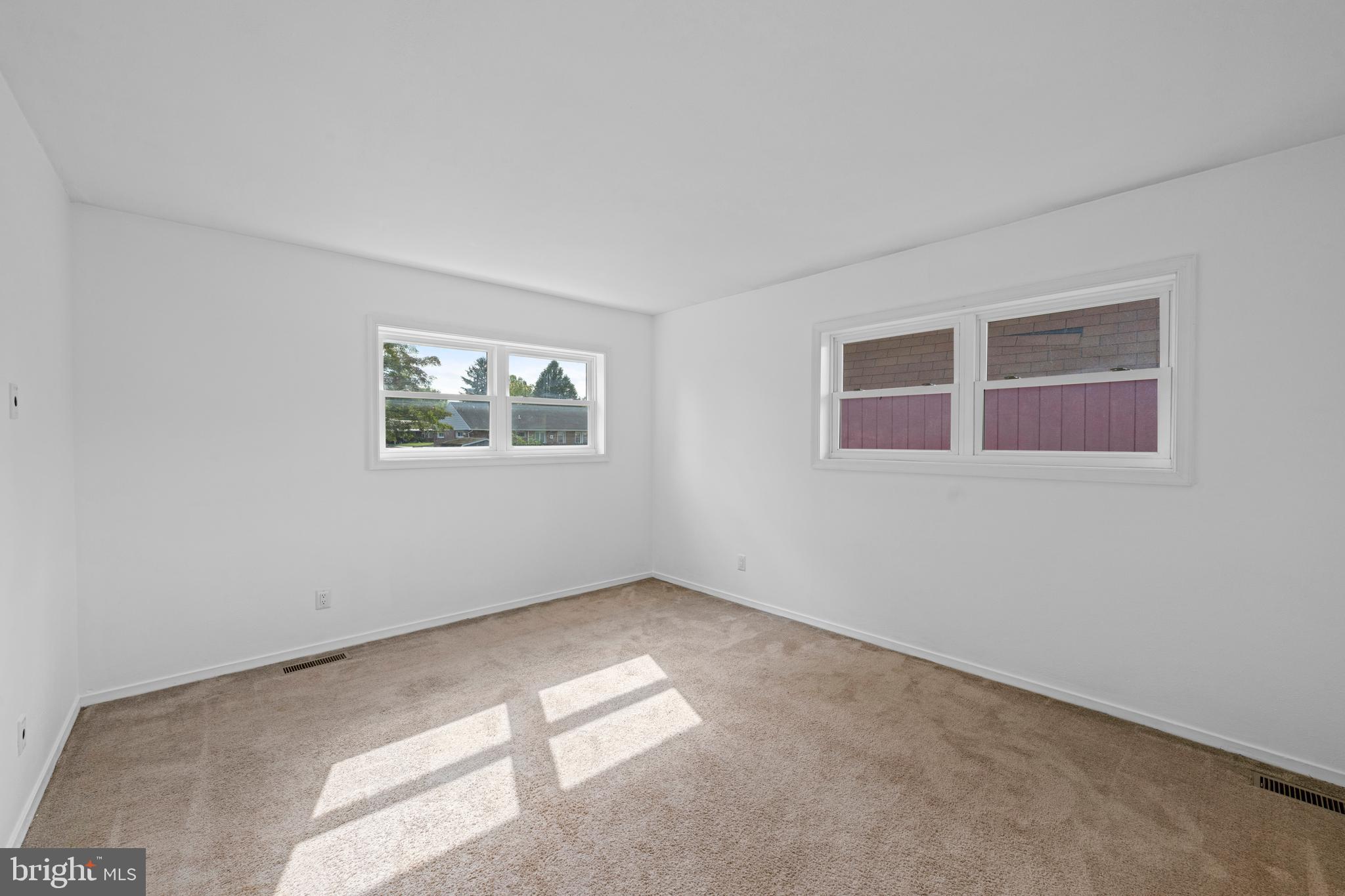 SULLIVAN HEIGHTS - Residential