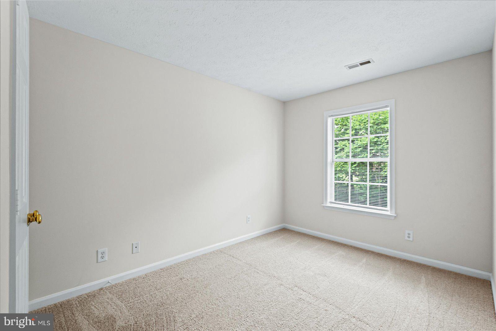 CHARLESTOWN COMMONS - Residential