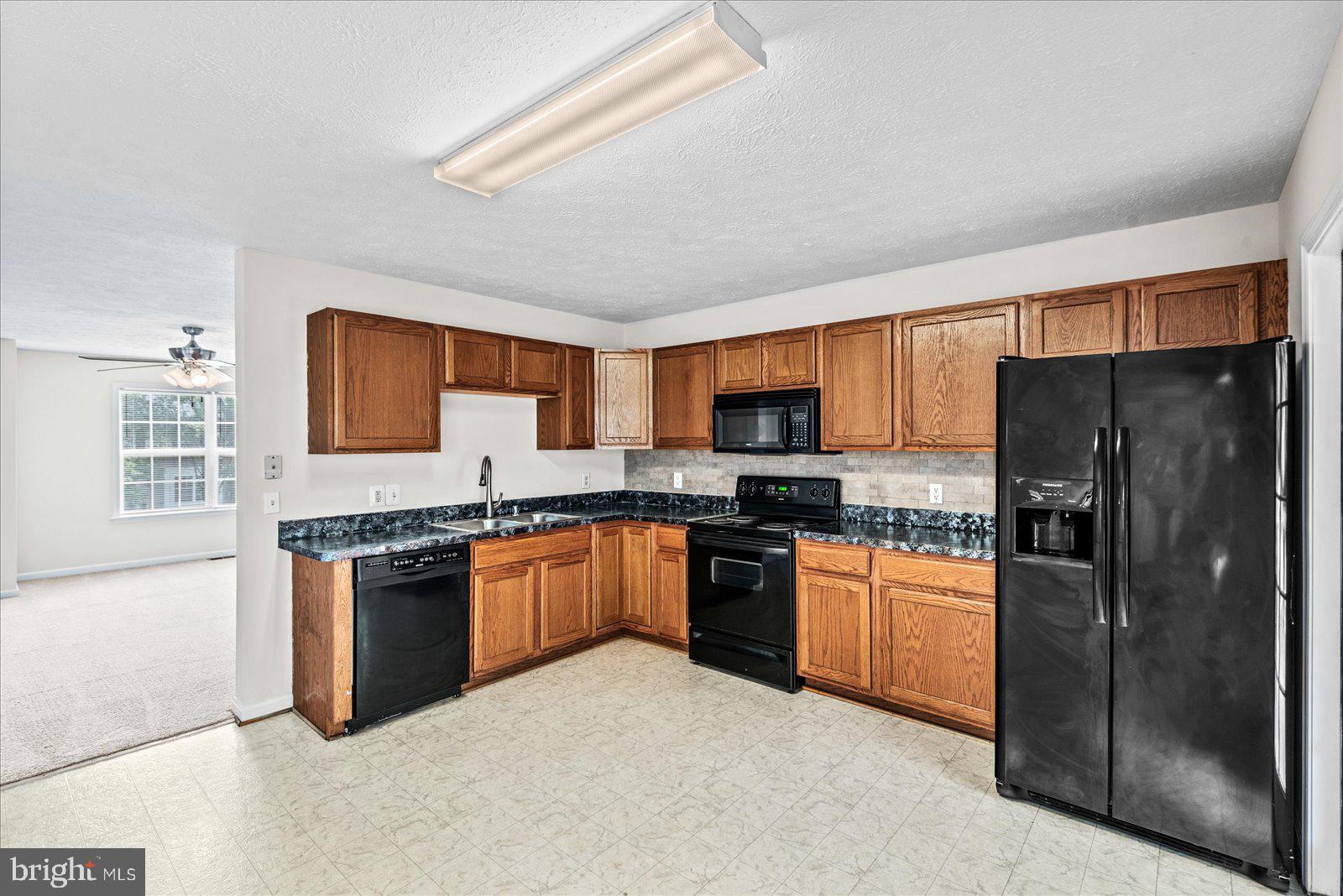 CHARLESTOWN COMMONS - Residential