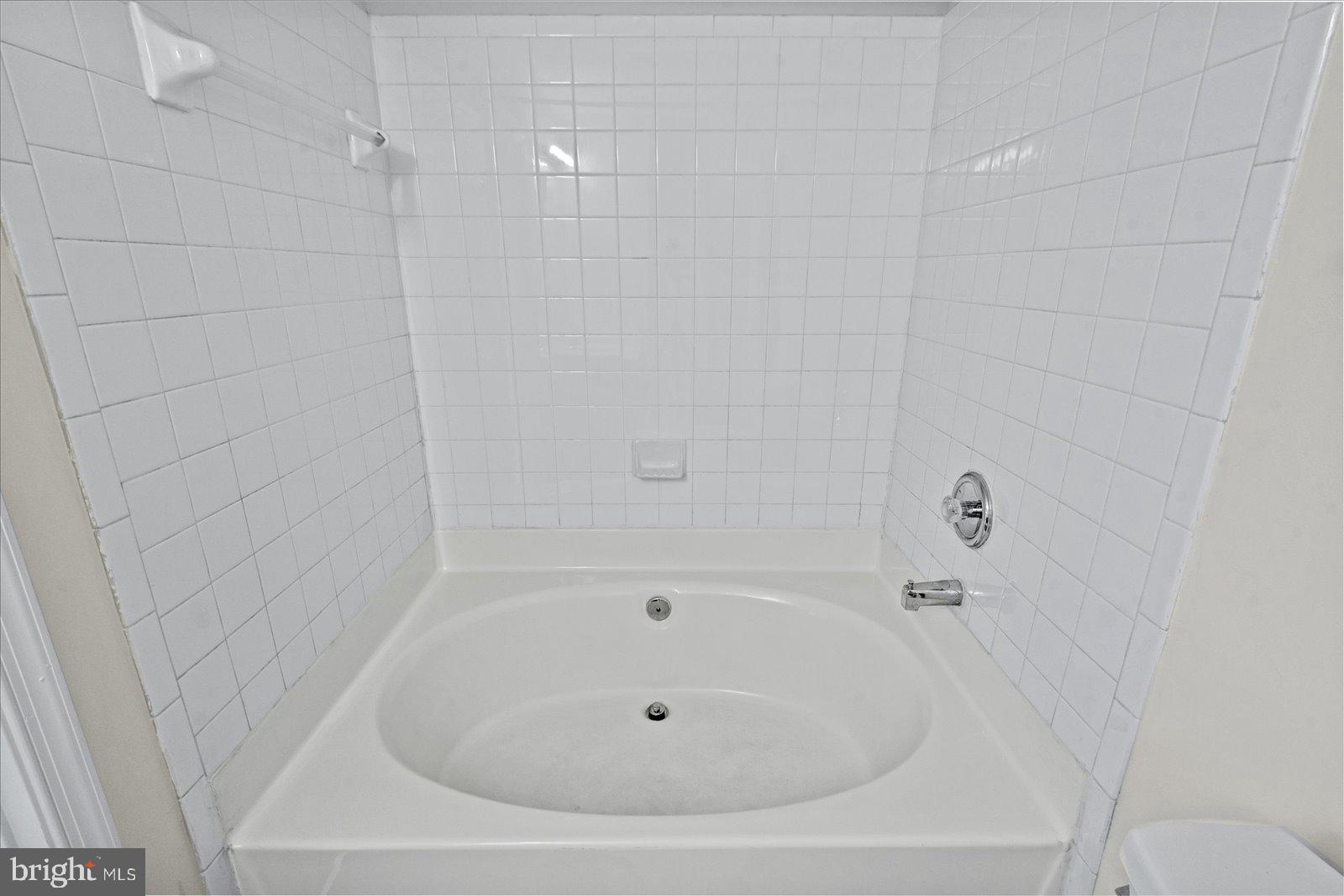 CHARLESTOWN COMMONS - Residential