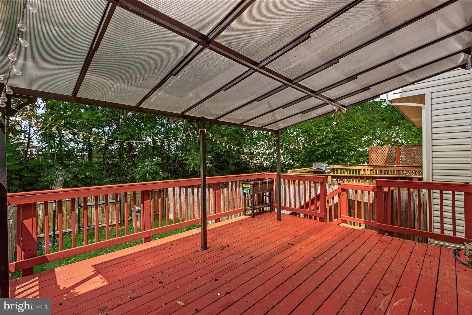 CHARLESTOWN COMMONS - Residential