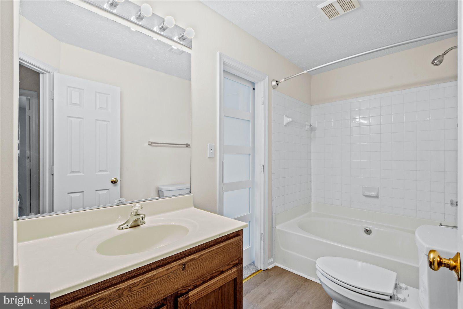 CHARLESTOWN COMMONS - Residential