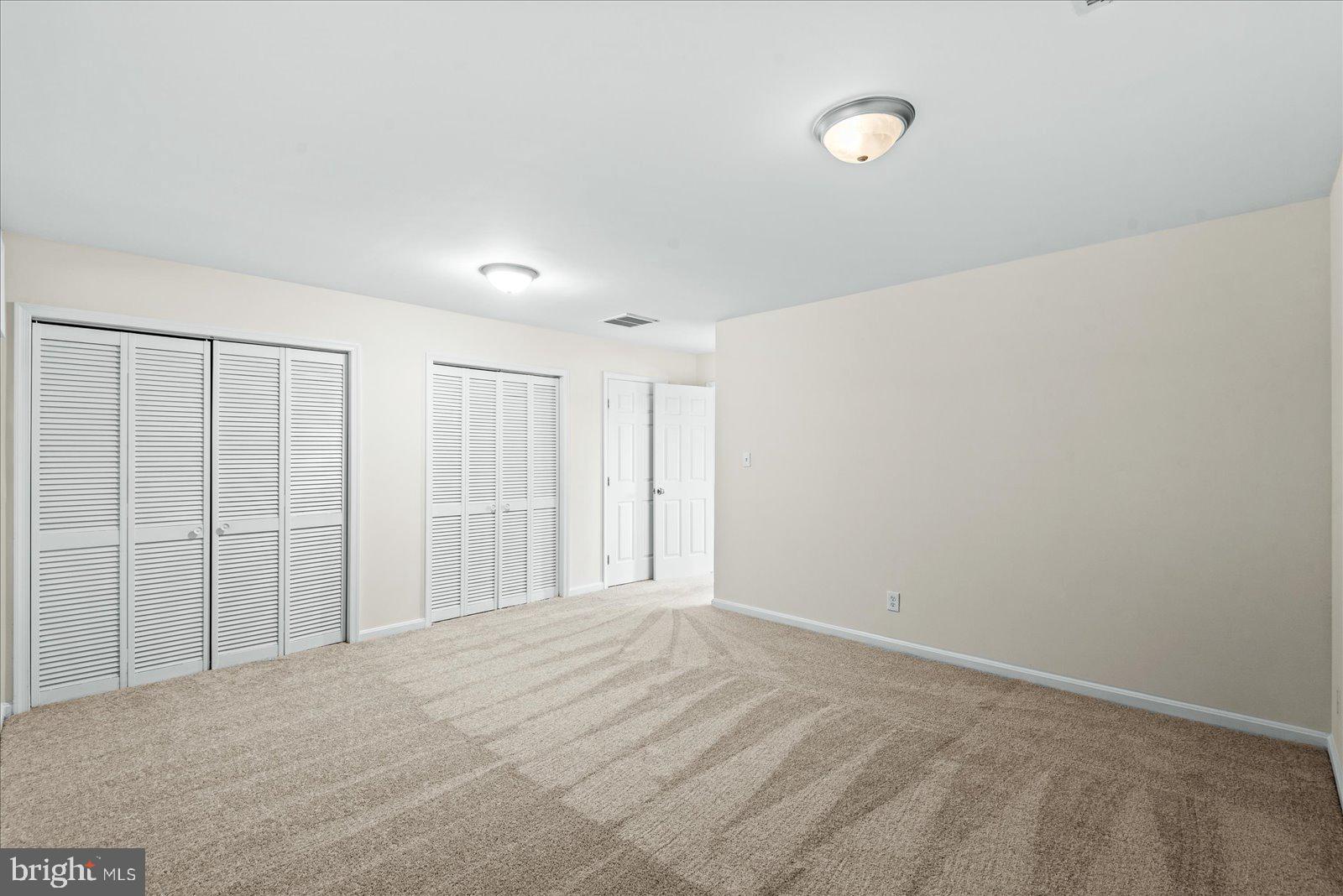 CHARLESTOWN COMMONS - Residential