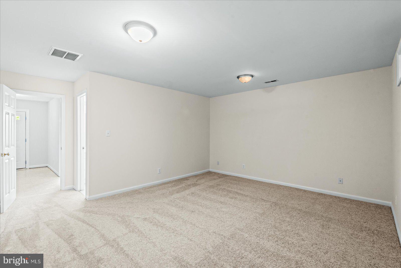 CHARLESTOWN COMMONS - Residential