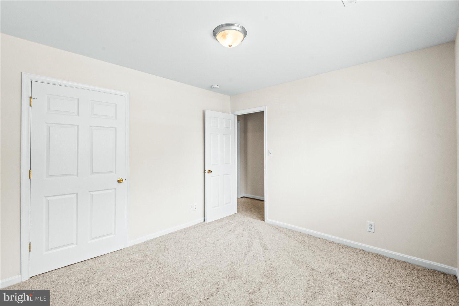 CHARLESTOWN COMMONS - Residential