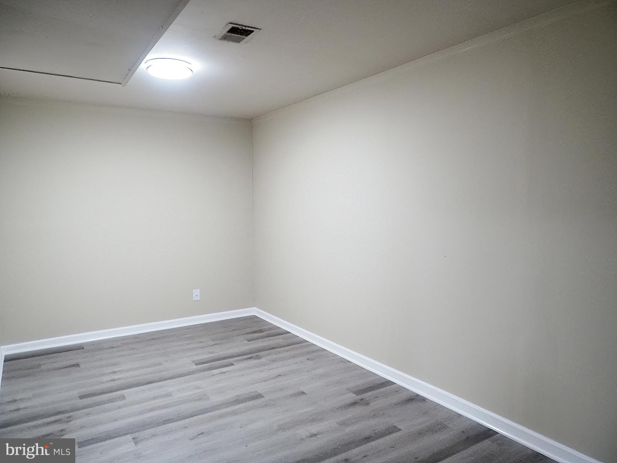 MILLS FARM - Residential