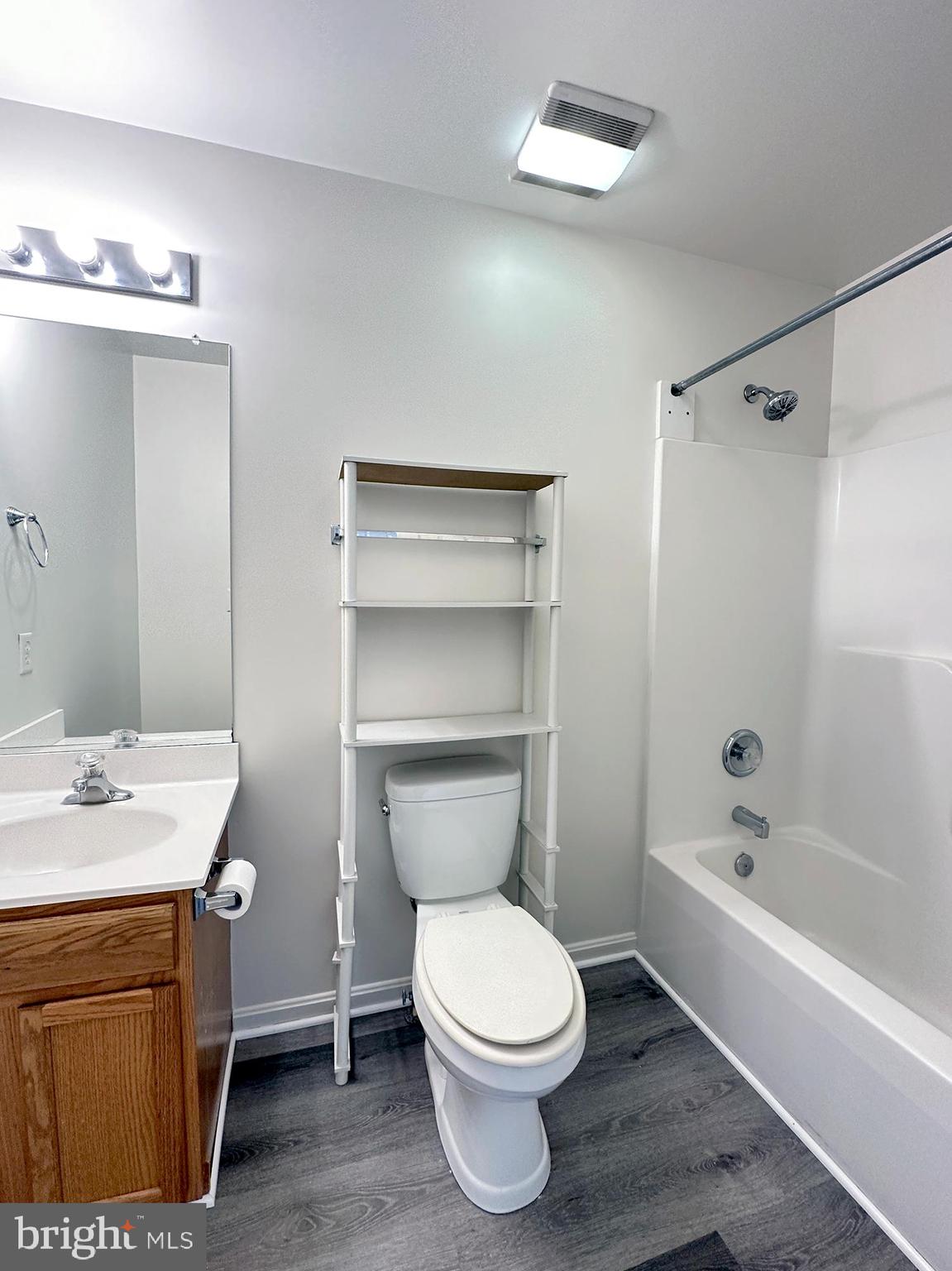 MILLS FARM - Residential