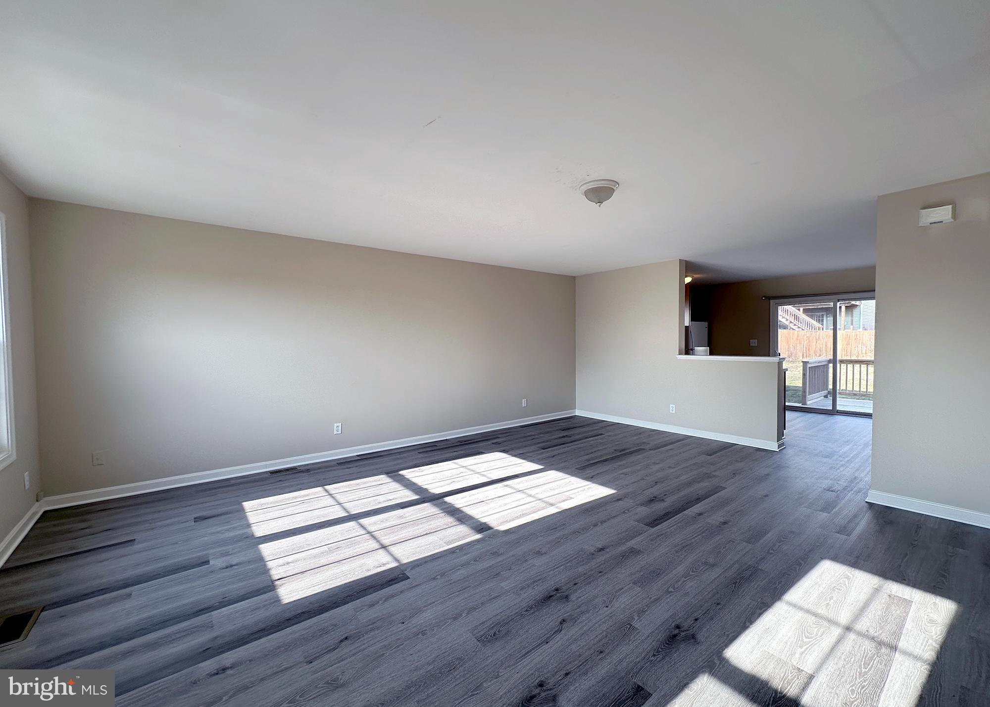 MILLS FARM - Residential