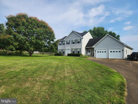 Photo of 324 Fox Hunt Drive, Nottingham, PA 19362 (MLS # PALA2054706)