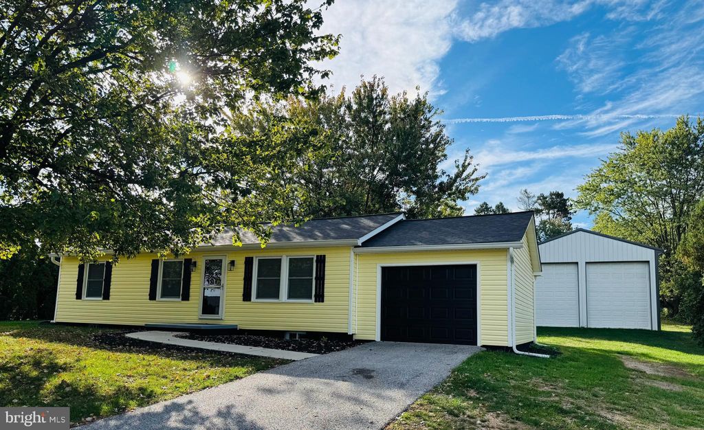 Photo of 59 Pheasant Ridge Road, HANOVER, PA 17331 (MLS # PAYK2090542)