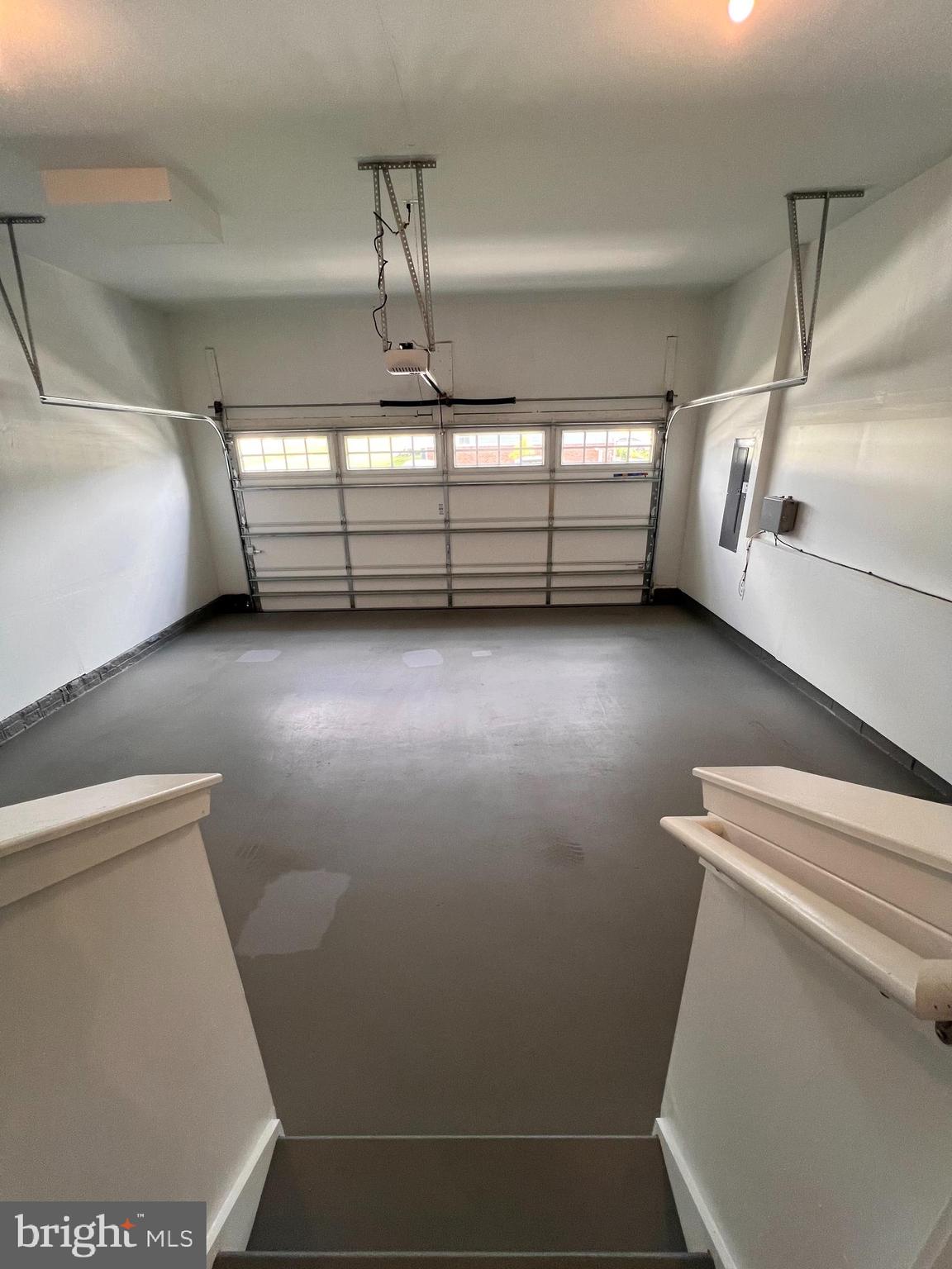 JAMES RUN CARRIAGE HOMES - Residential Lease