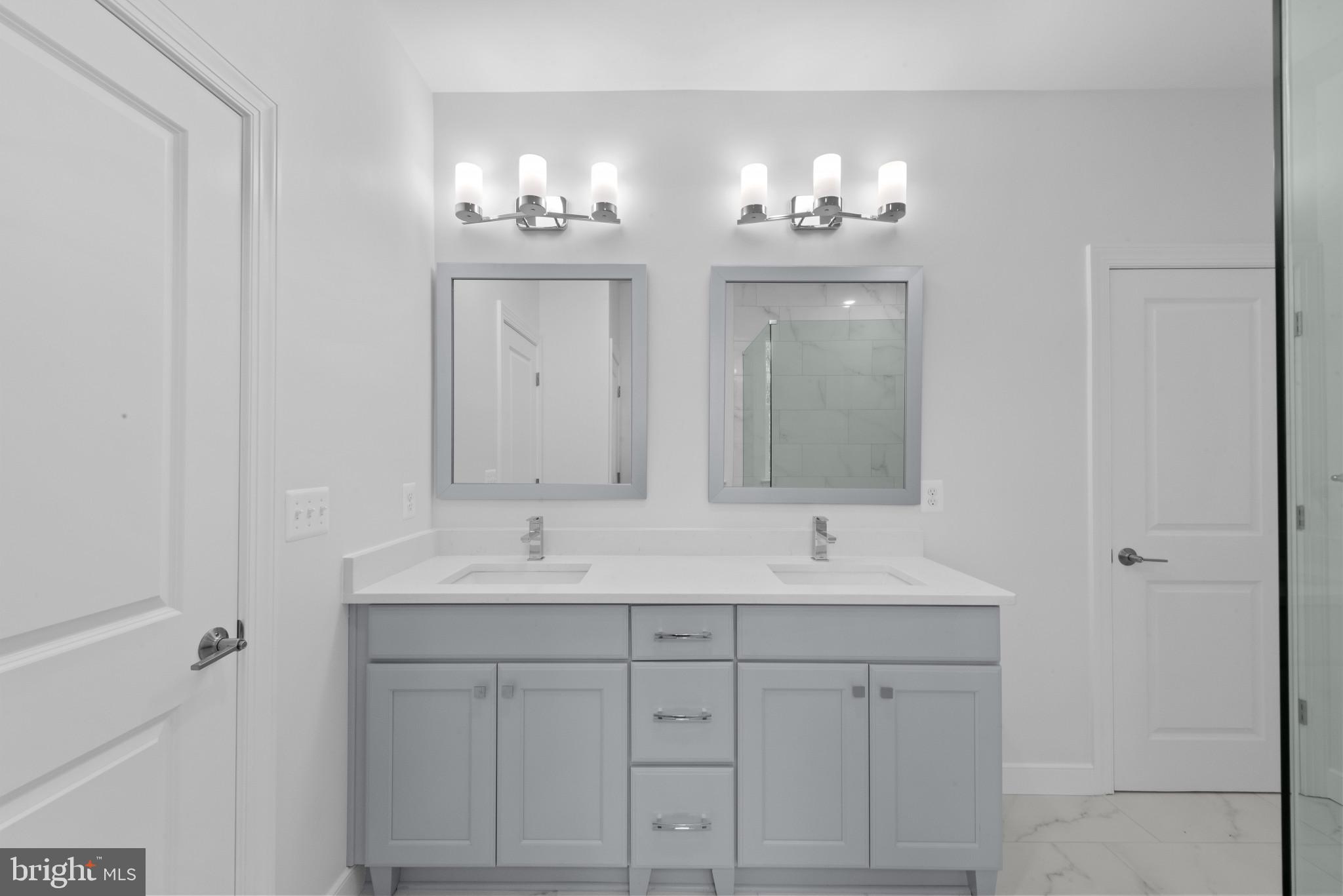 MOUNT WASHINGTON - Residential