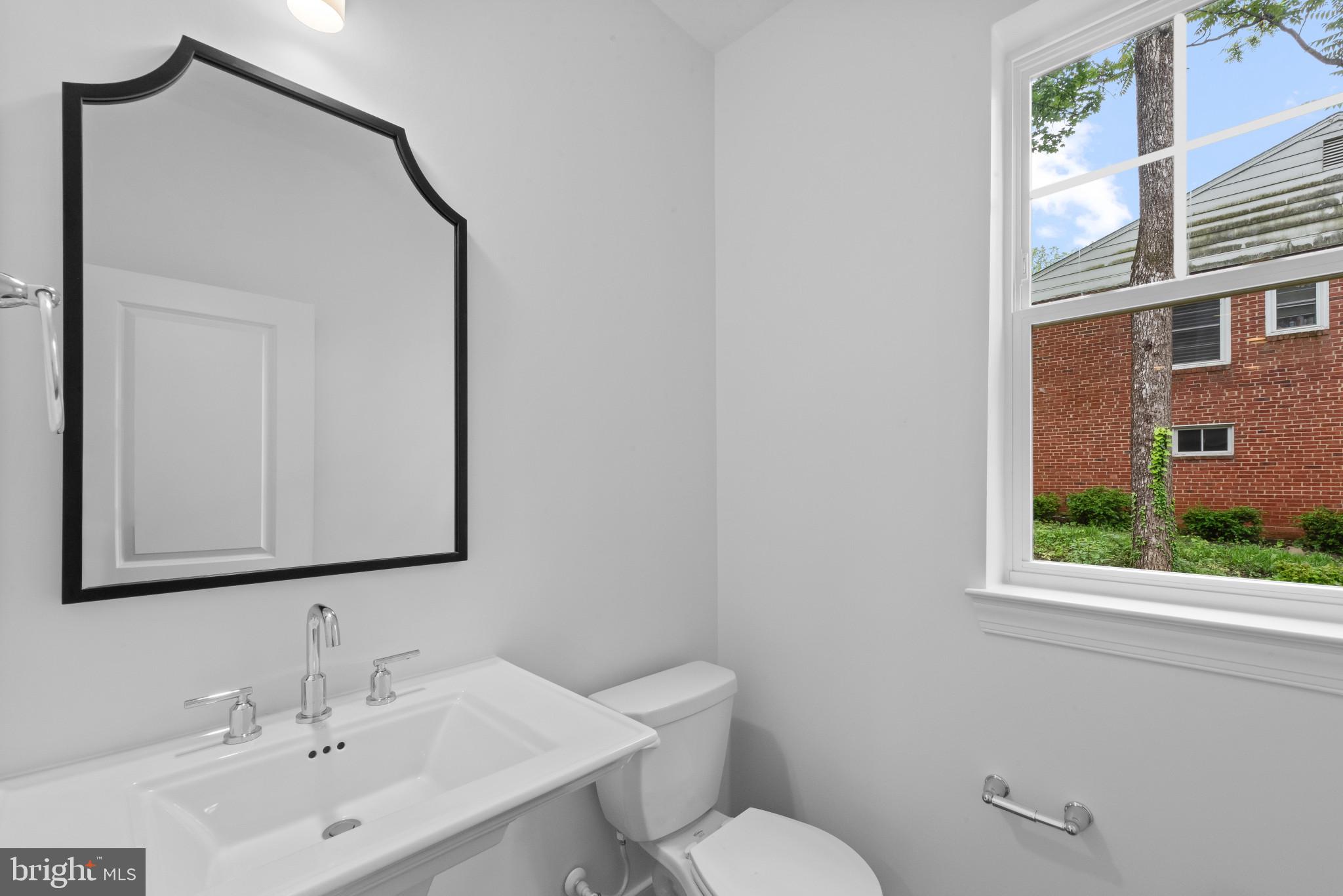 MOUNT WASHINGTON - Residential