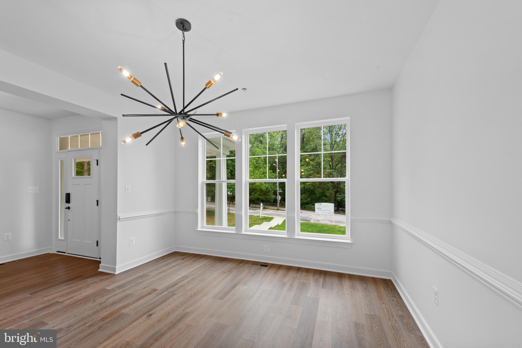 MOUNT WASHINGTON - Residential