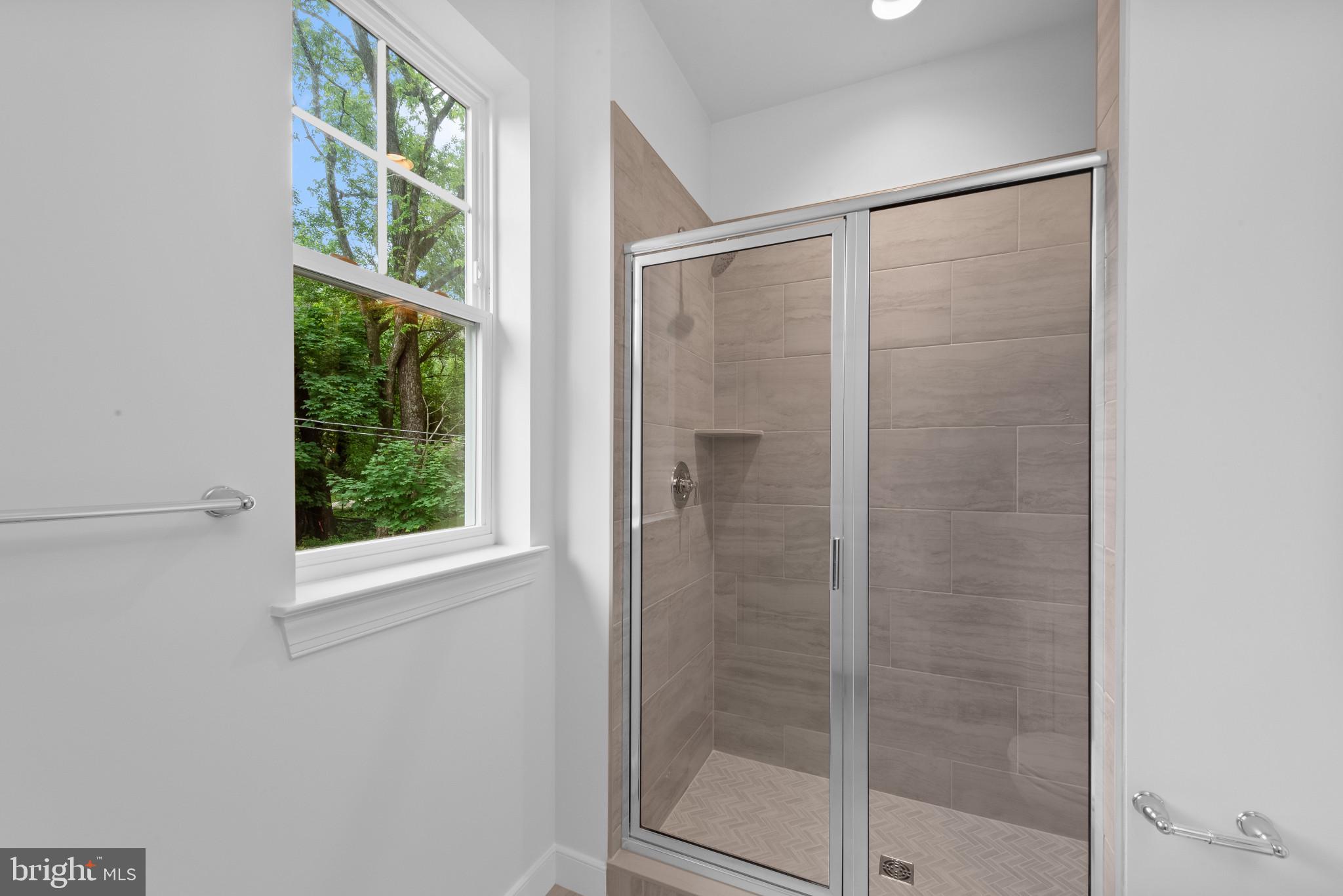 MOUNT WASHINGTON - Residential