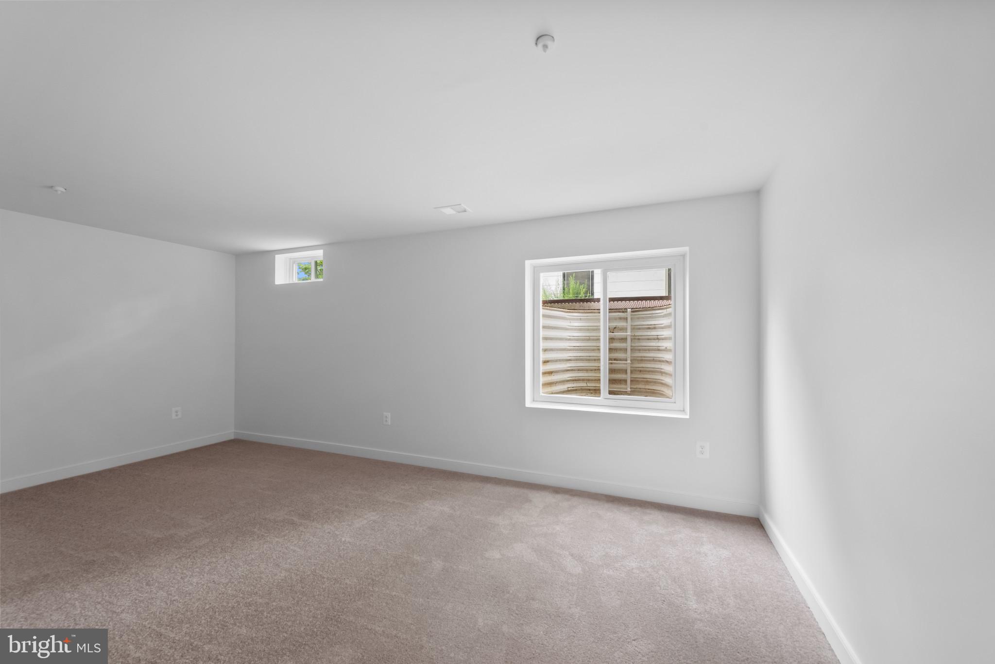 MOUNT WASHINGTON - Residential