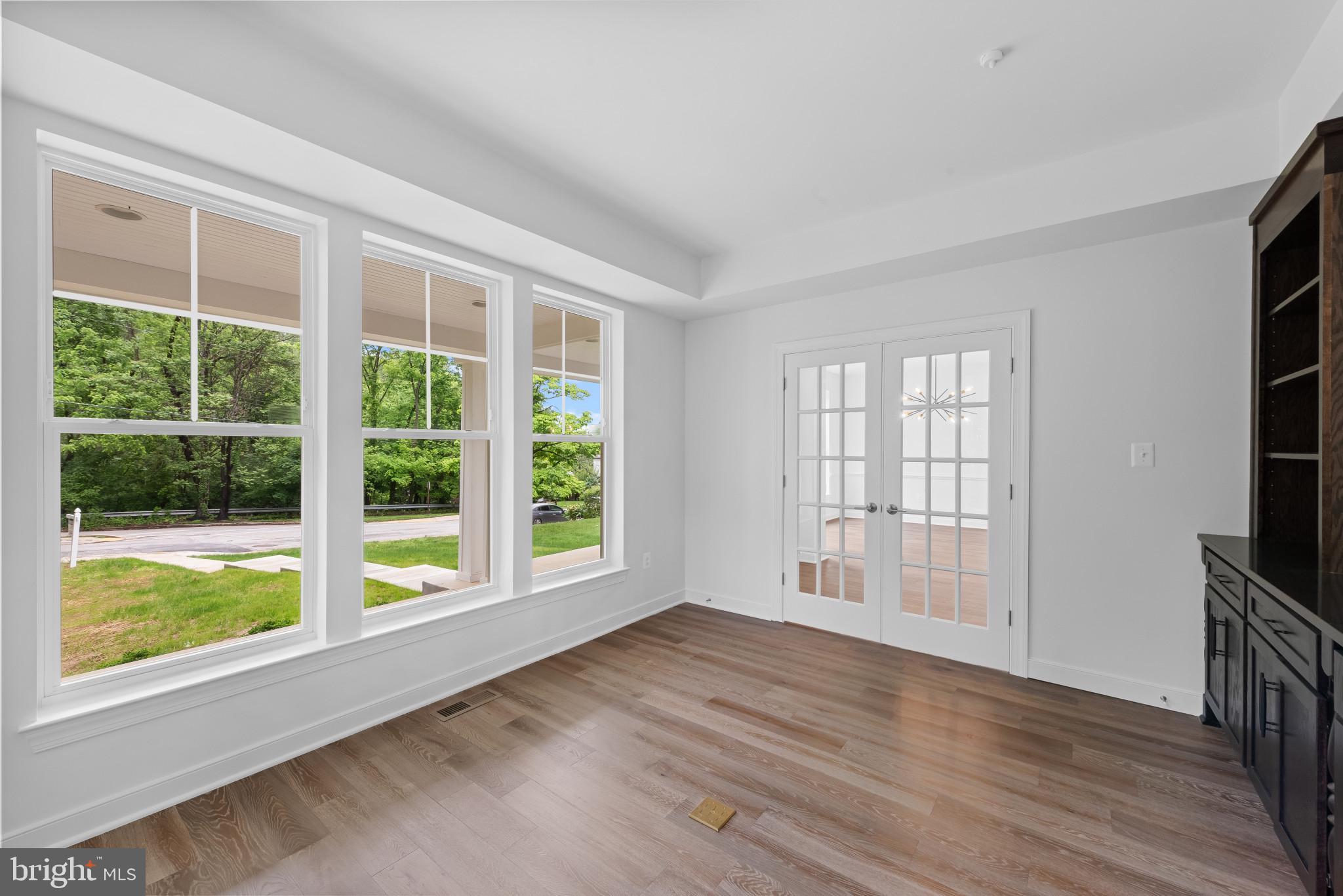 MOUNT WASHINGTON - Residential