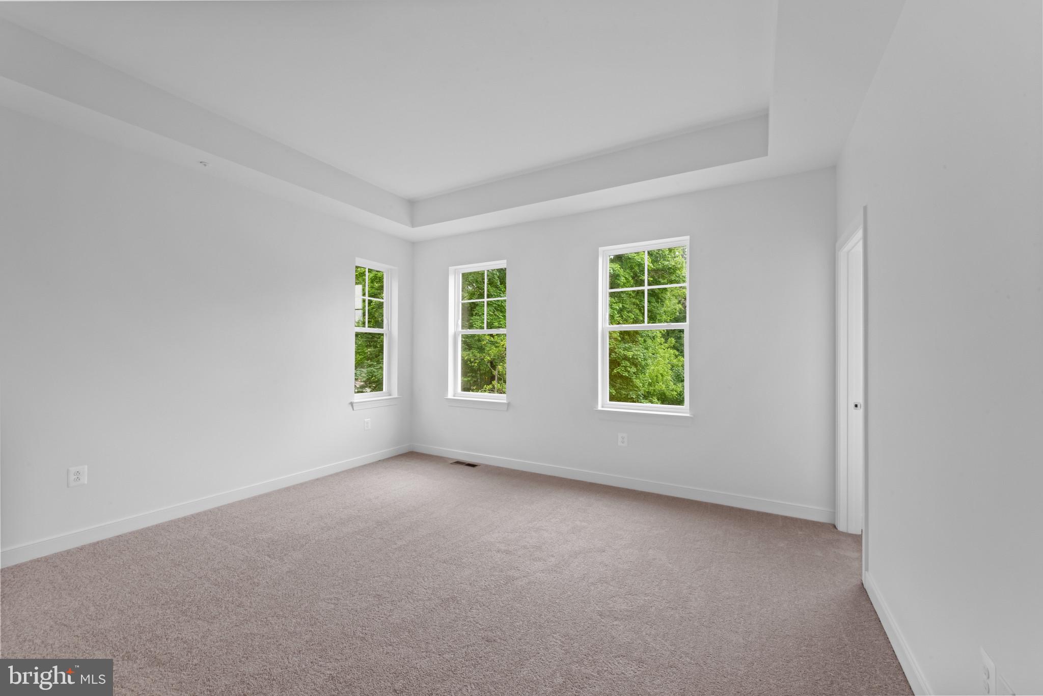 MOUNT WASHINGTON - Residential