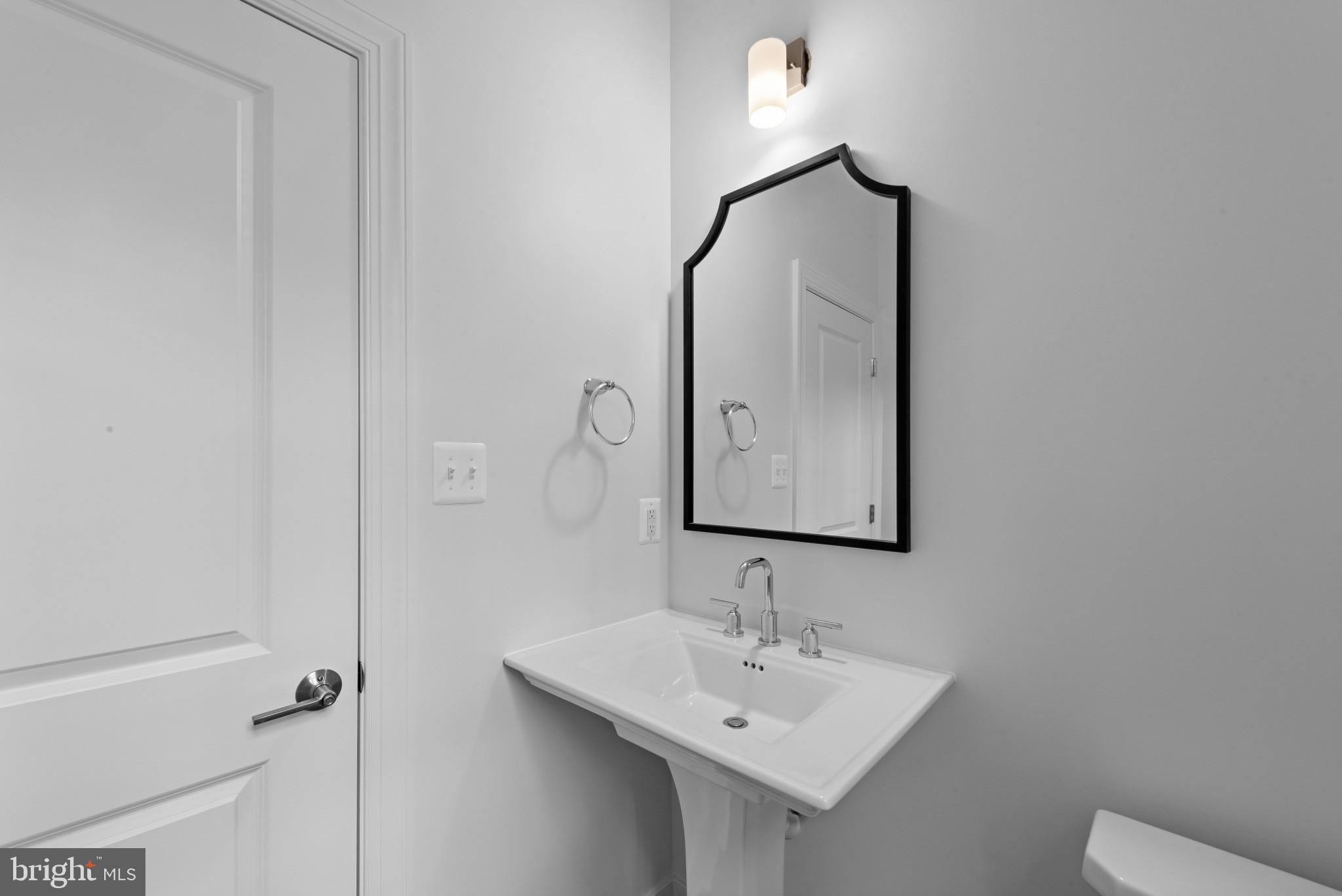MOUNT WASHINGTON - Residential