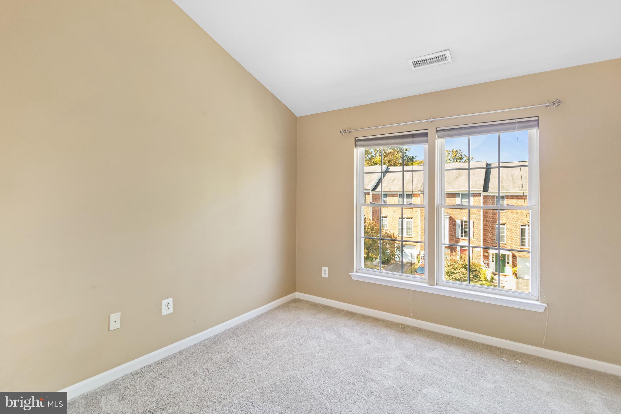 CROFTON MANOR - Residential