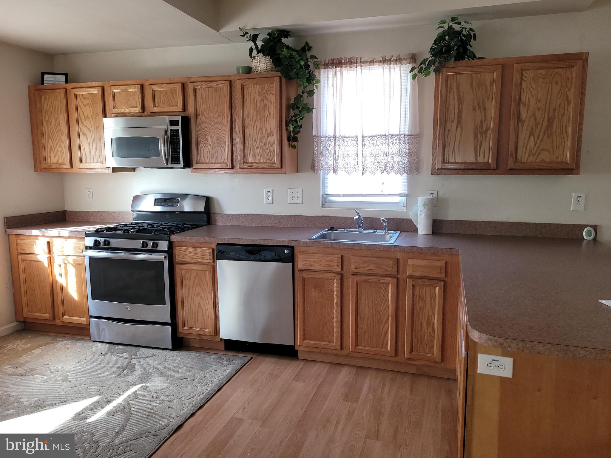 NORTH HALETHORPE - Residential