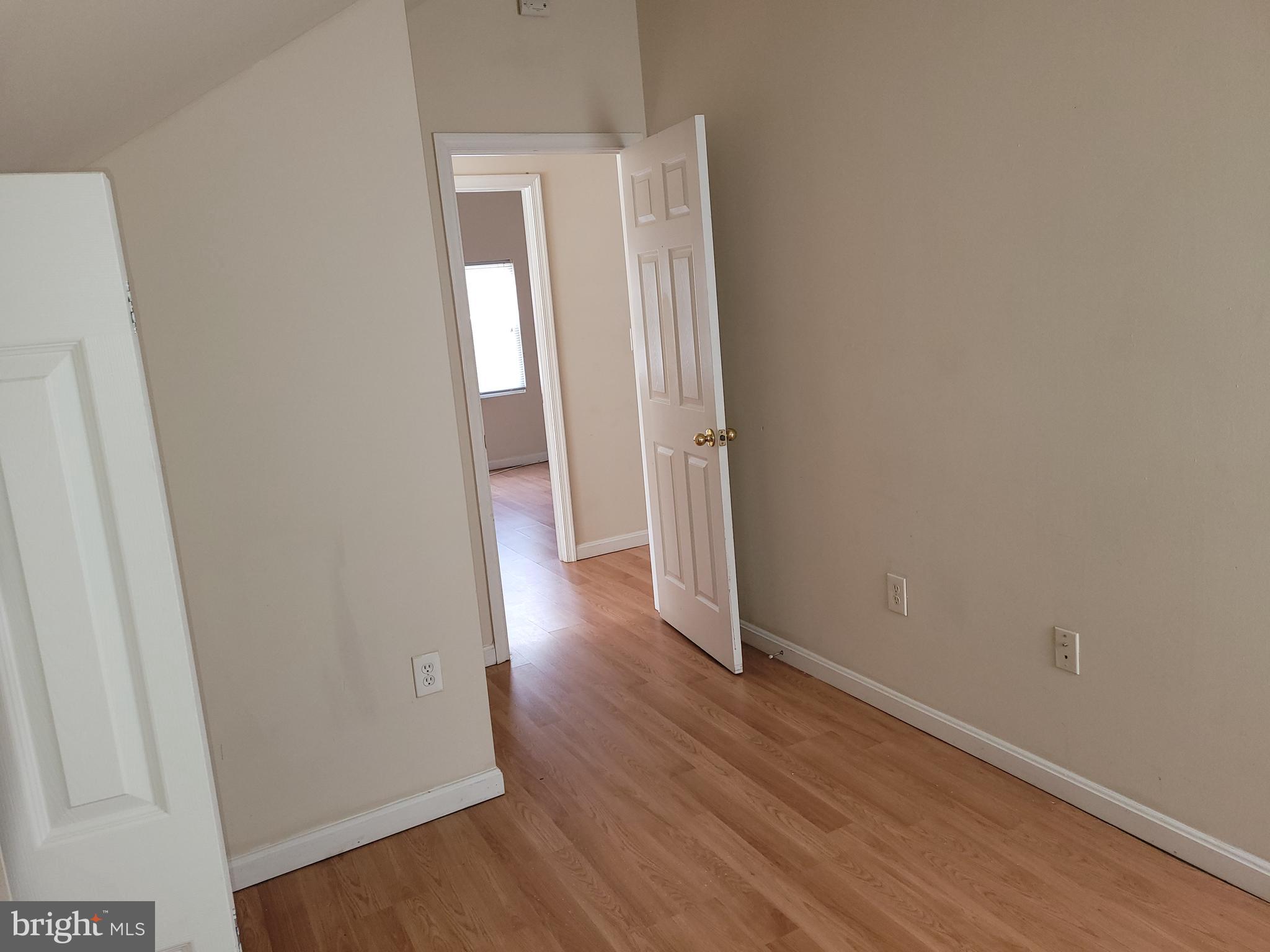 NORTH HALETHORPE - Residential