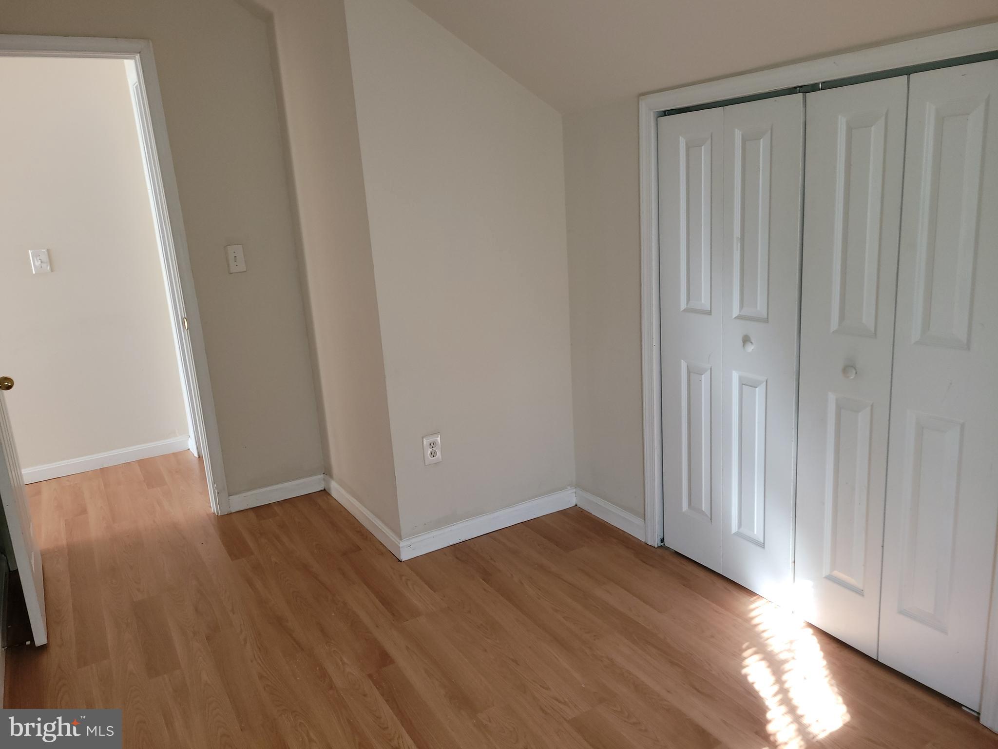 NORTH HALETHORPE - Residential