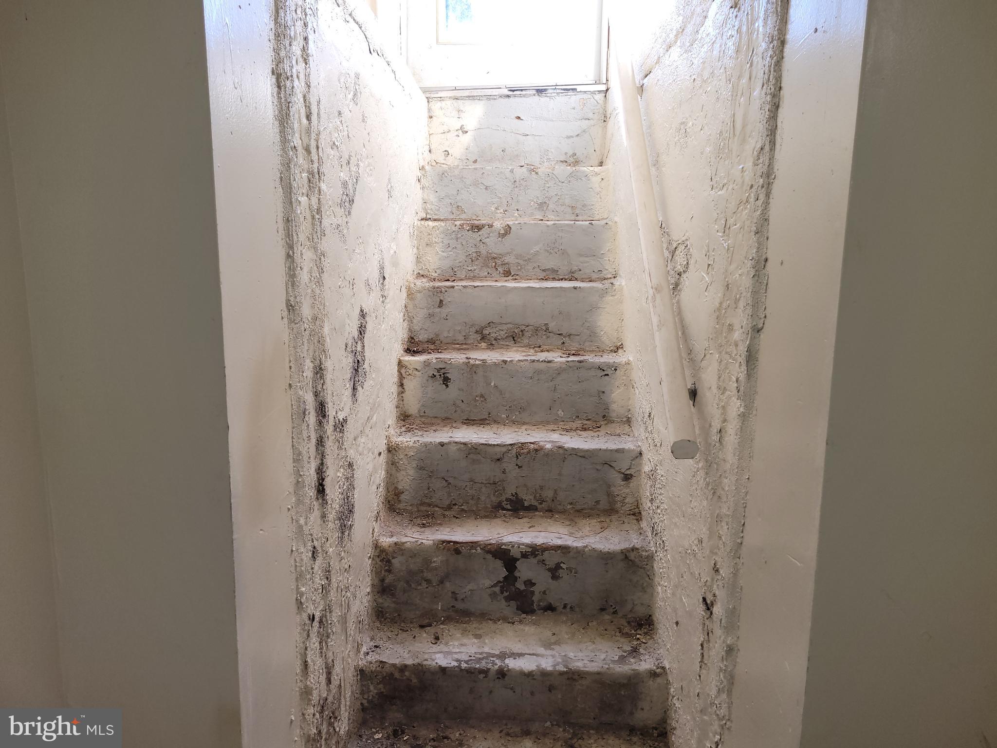 NORTH HALETHORPE - Residential