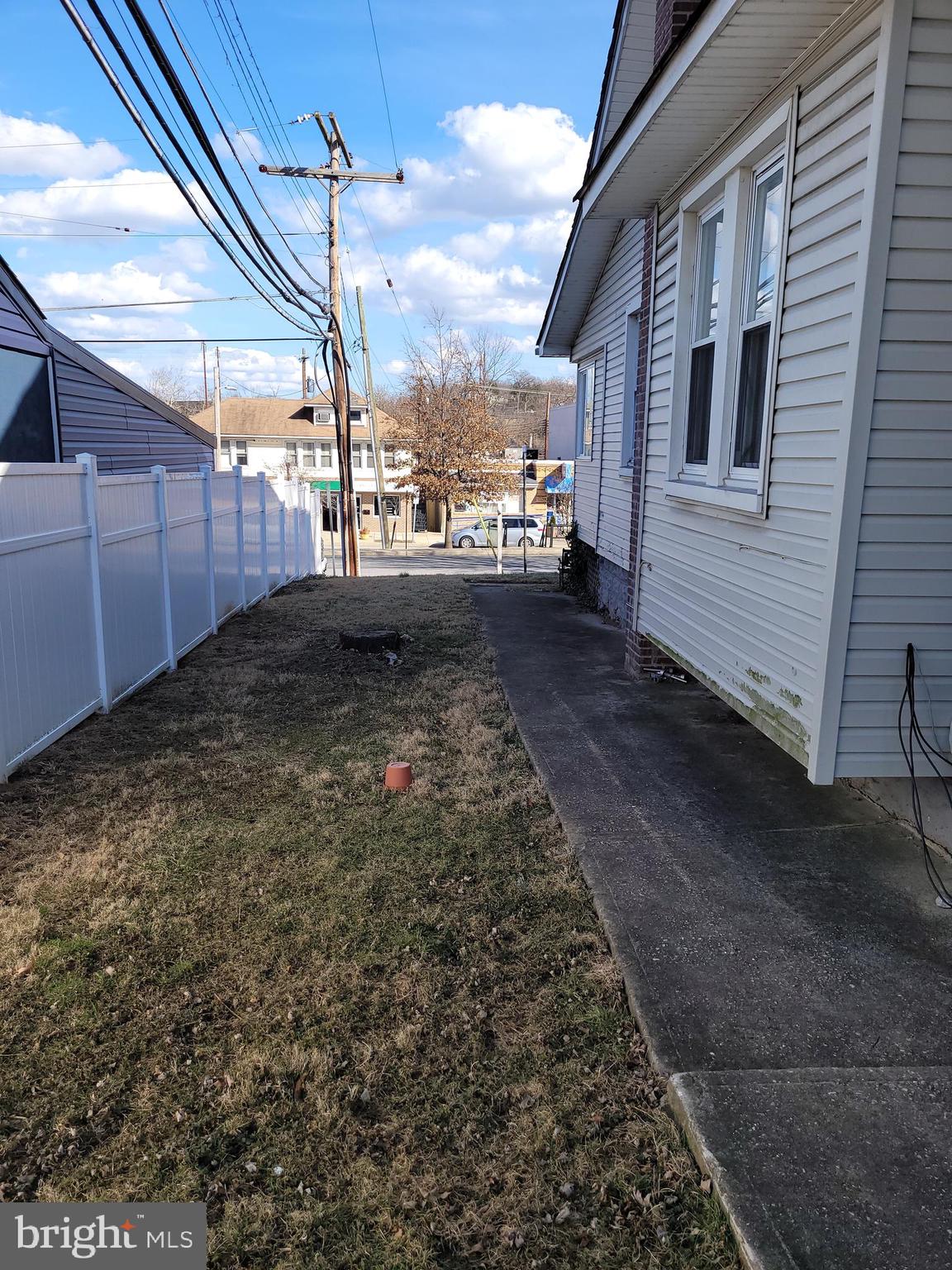 NORTH HALETHORPE - Residential