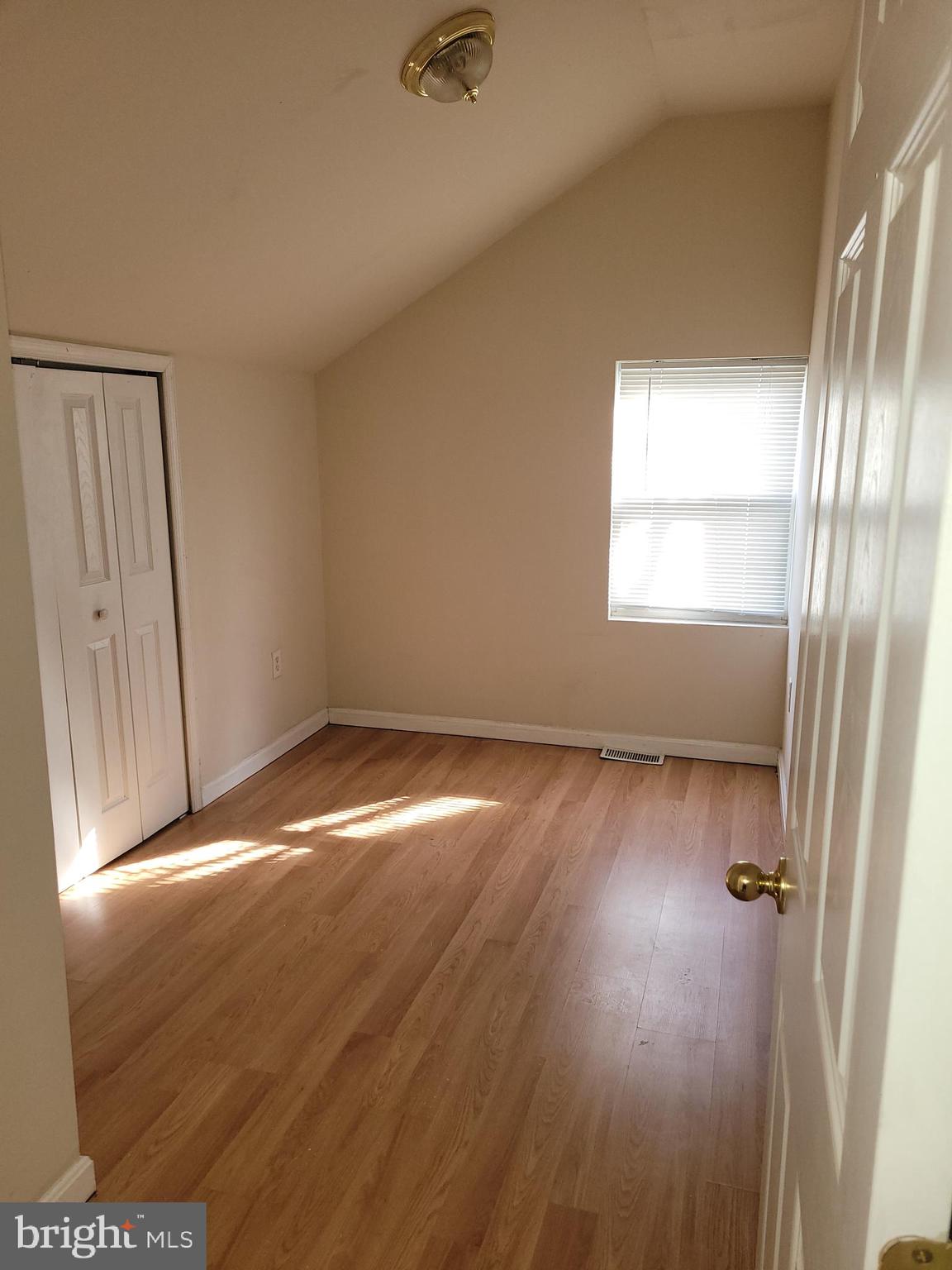 NORTH HALETHORPE - Residential